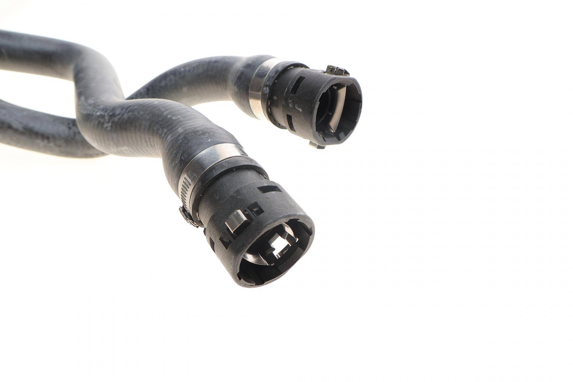 Патрубок радіатора пічки Renault Clio II/Kangoo 1.4/1.6 97- (к-кт в зборі)