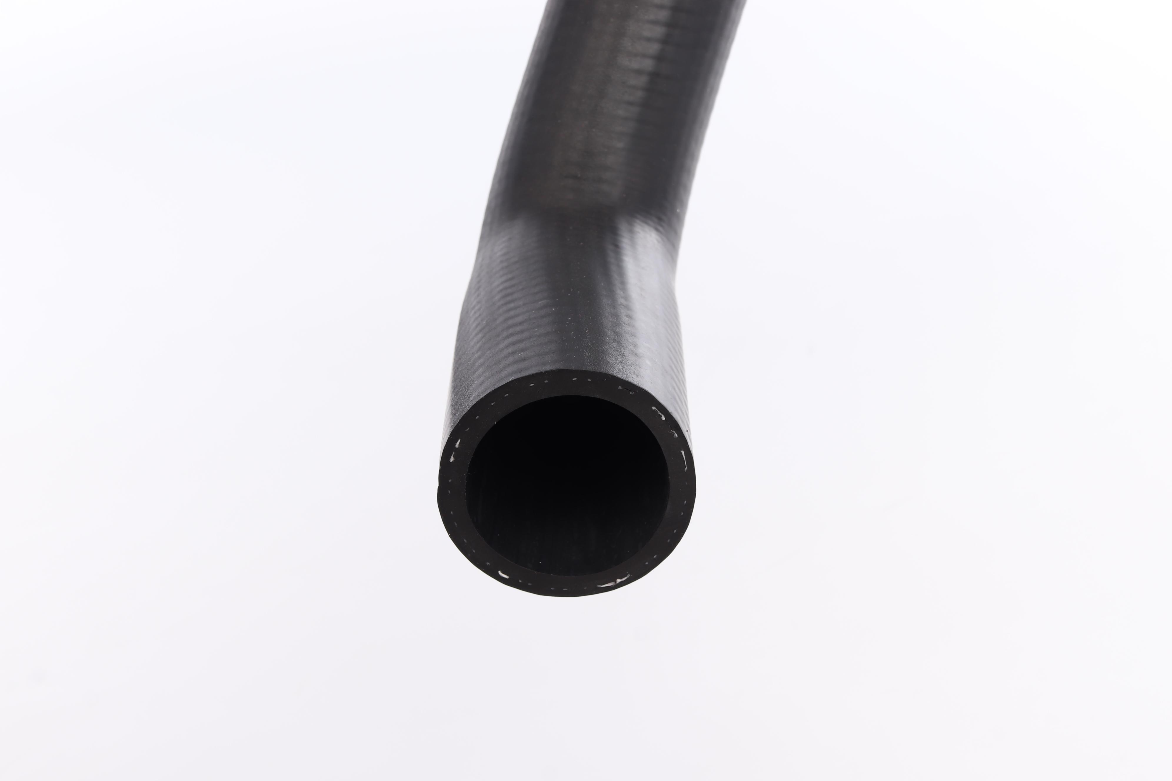 Патрубок радіатора Citroen Berlingo/Peugeot Partner 2.0HDi 99-