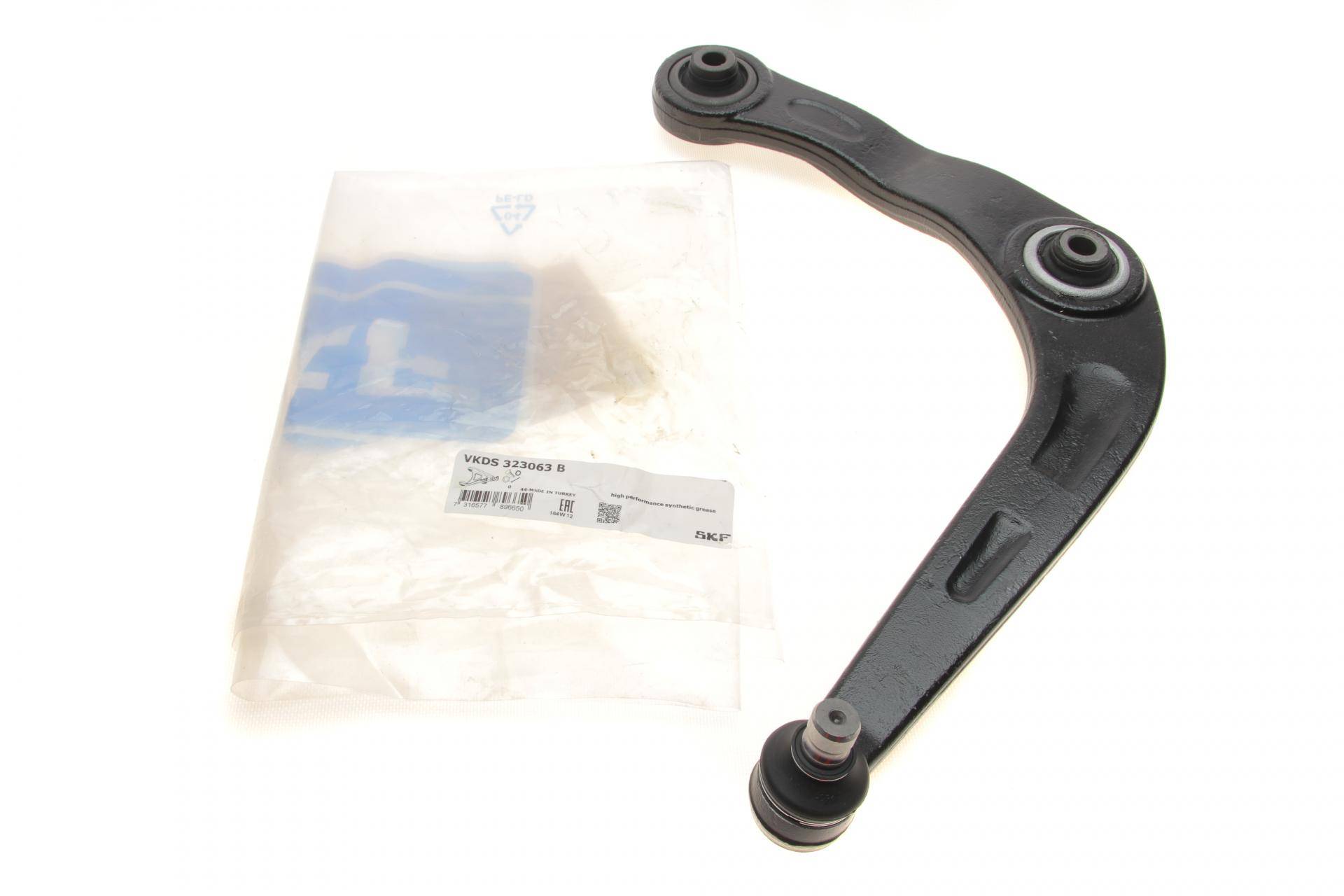 Важіль підвіски (передній/знизу) (R) Peugeot 206 98-