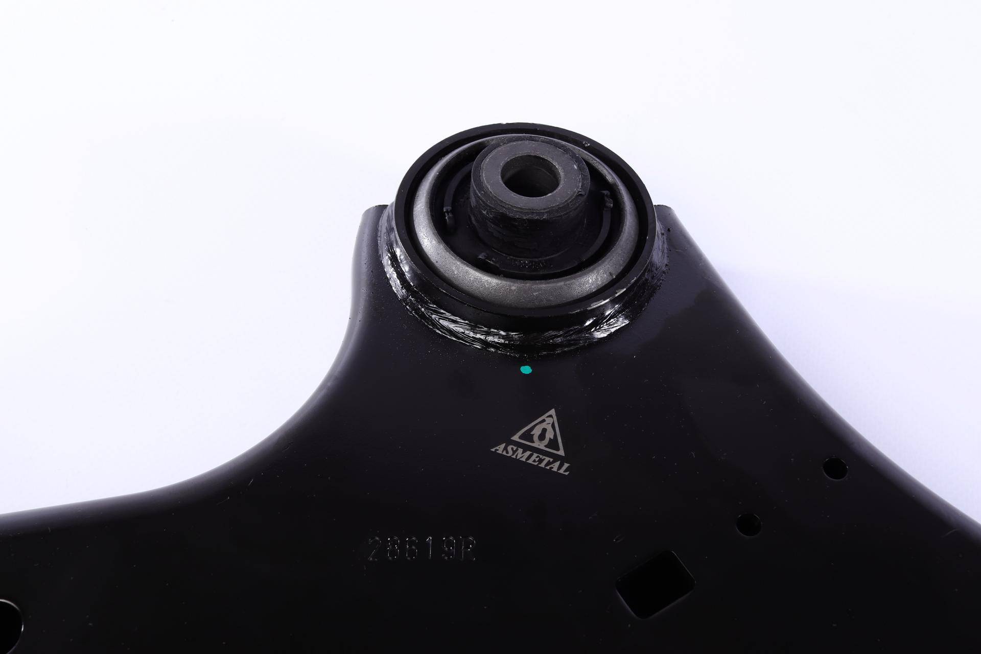 Важіль підвіски (передній) (R) Ford Mondeo/Volvo S60/V70 06-