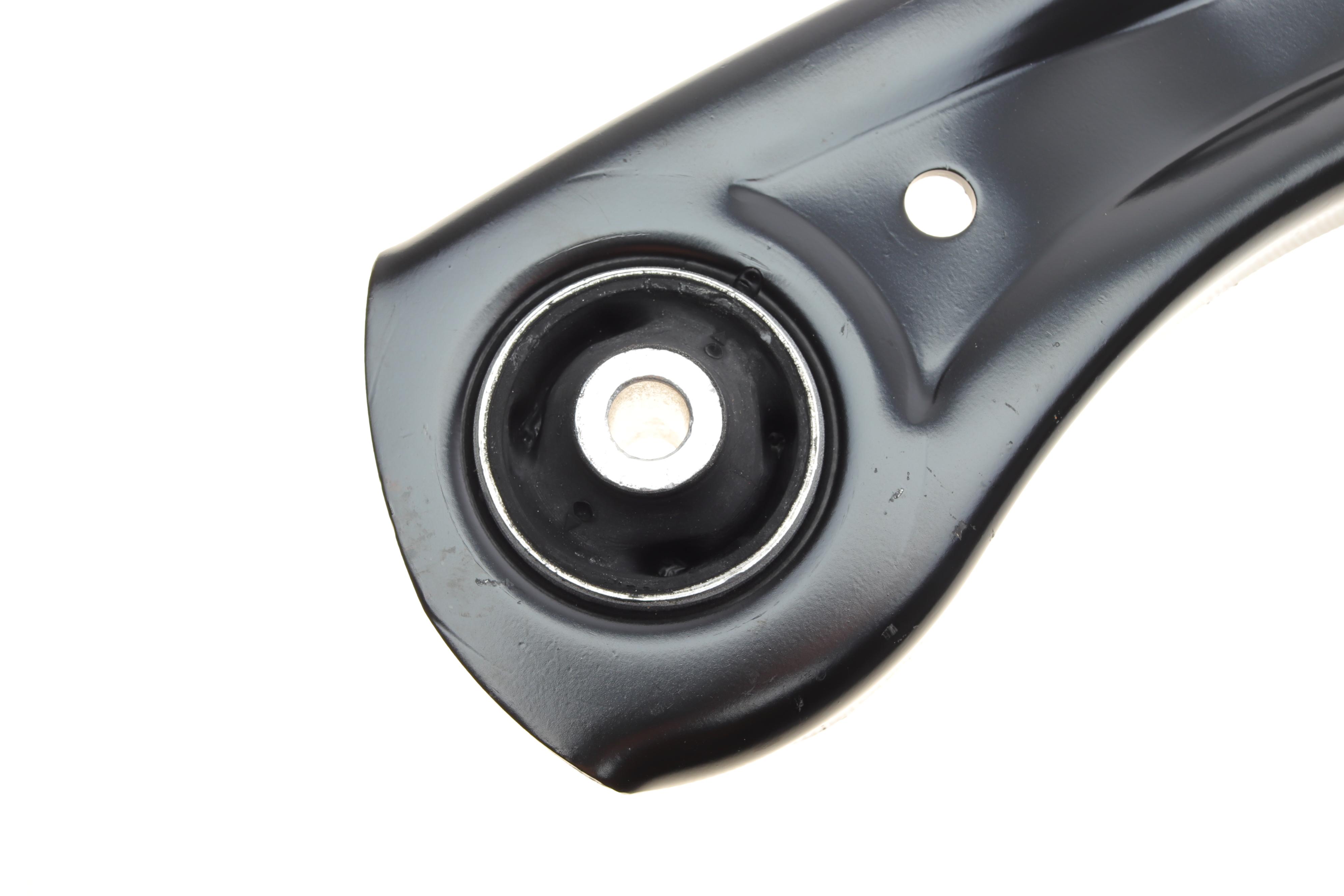 Важіль підвіски (передній) (R) Skoda Rapid/Fabia/VW Polo 09-