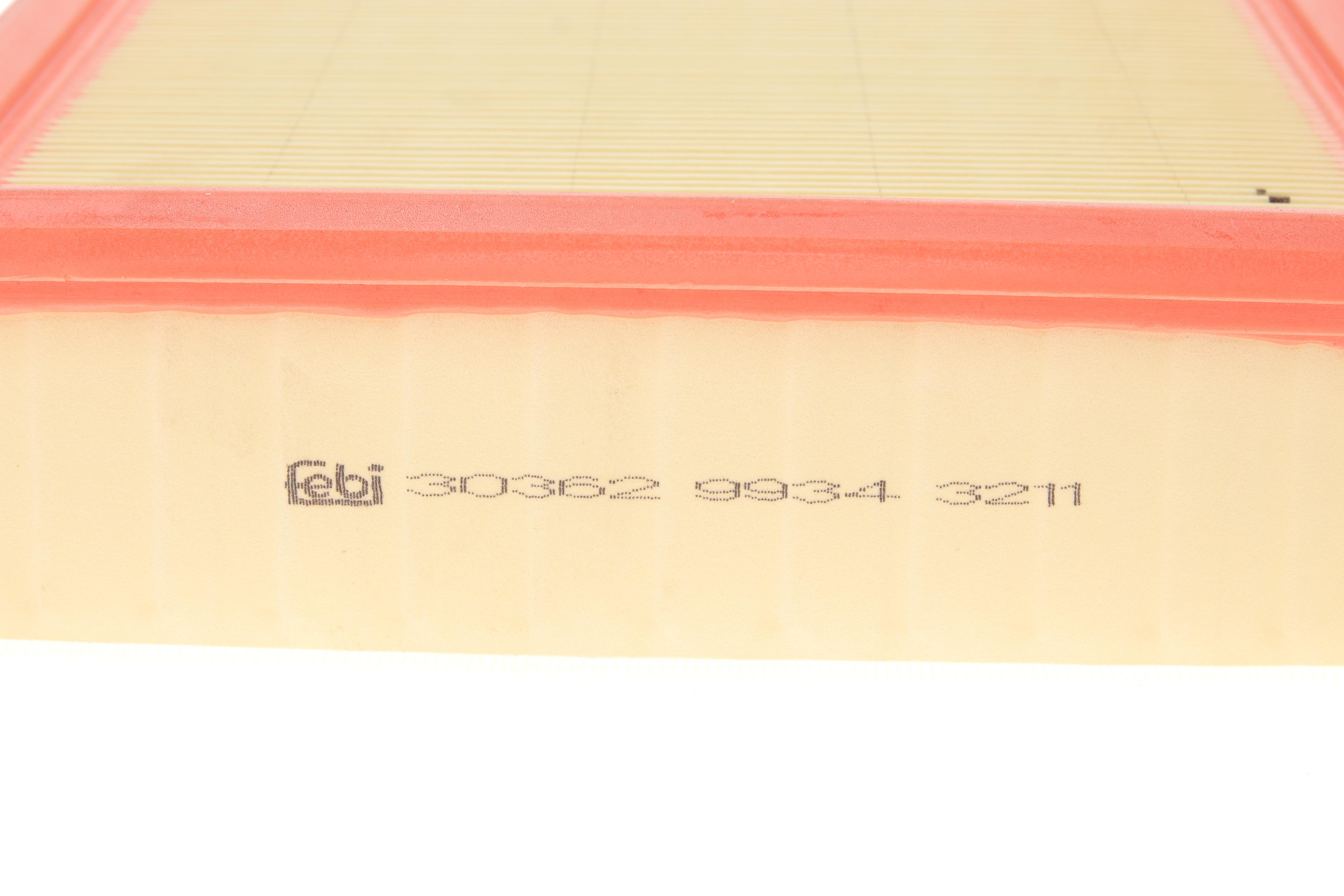 Фільтр повітряний BMW 5 (E34/E39) 3.0-4.4 i 87-04 /7 (E32/E38) 3.0-4.4 94-02/X5 (E53) 4.4-4.8 i 00-06