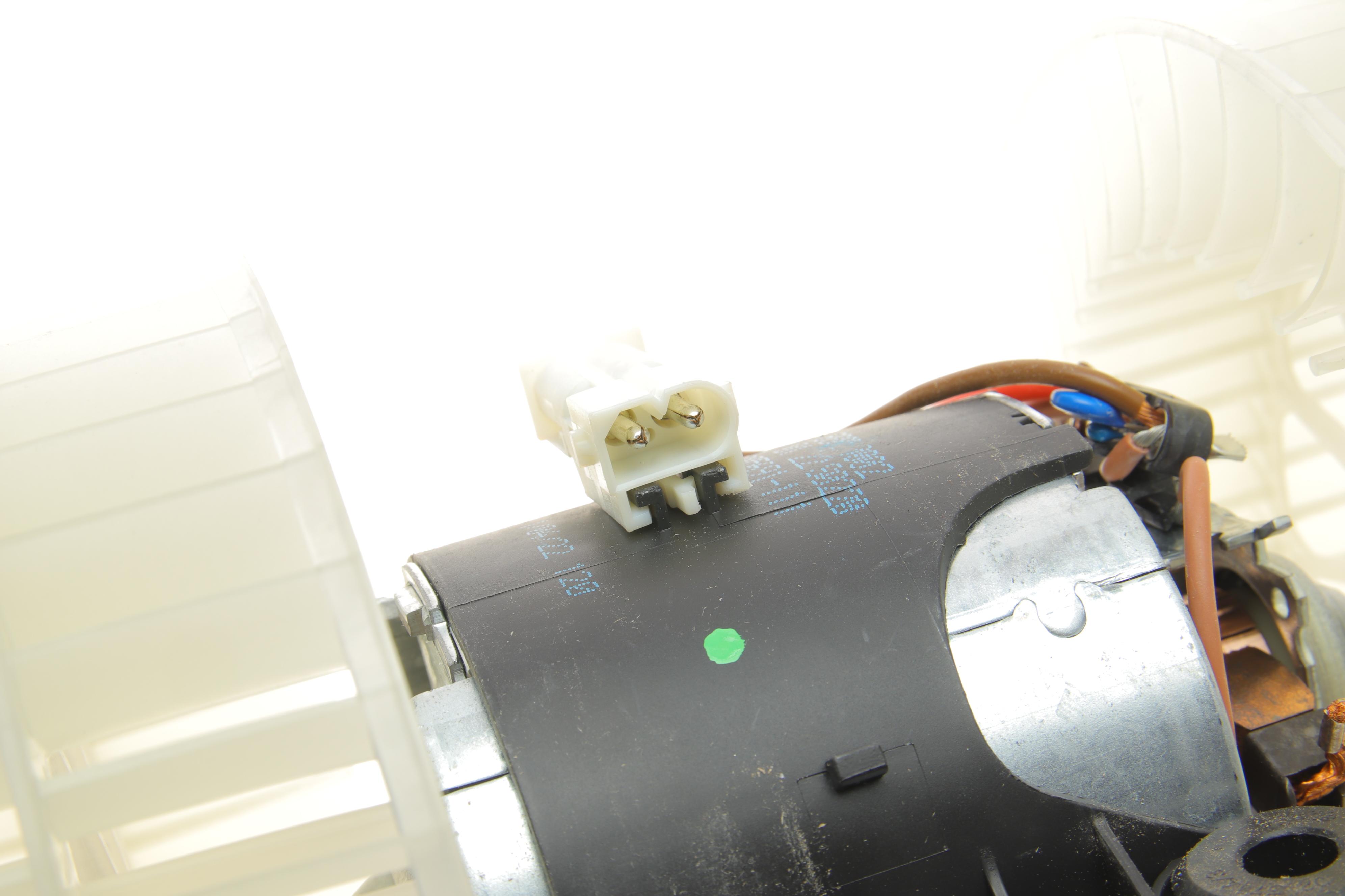 Моторчик пічки MB Vito (W639) (+AC)