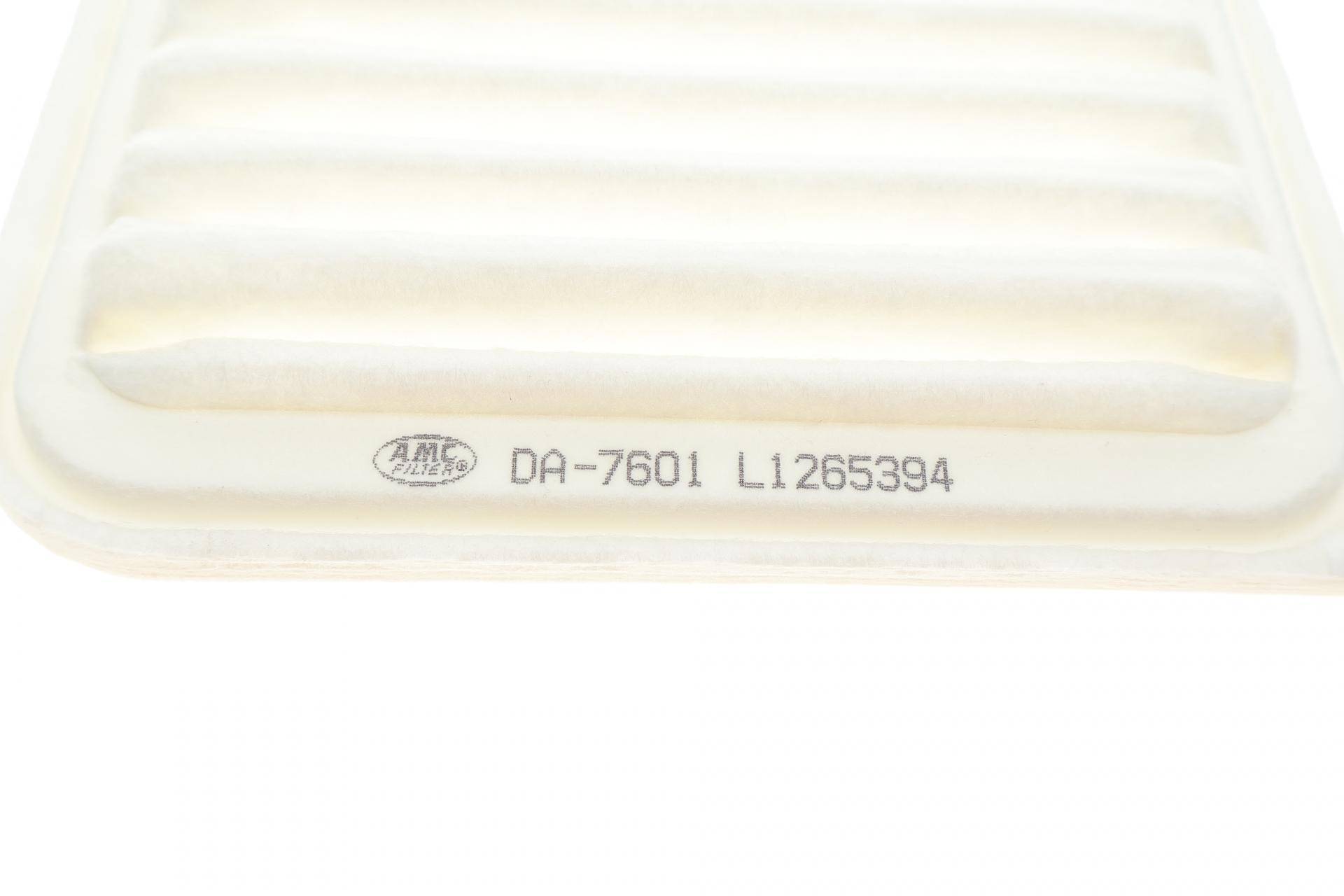 Фільтр повітряний Daihatsu Coure/Trevis 1.0 03-