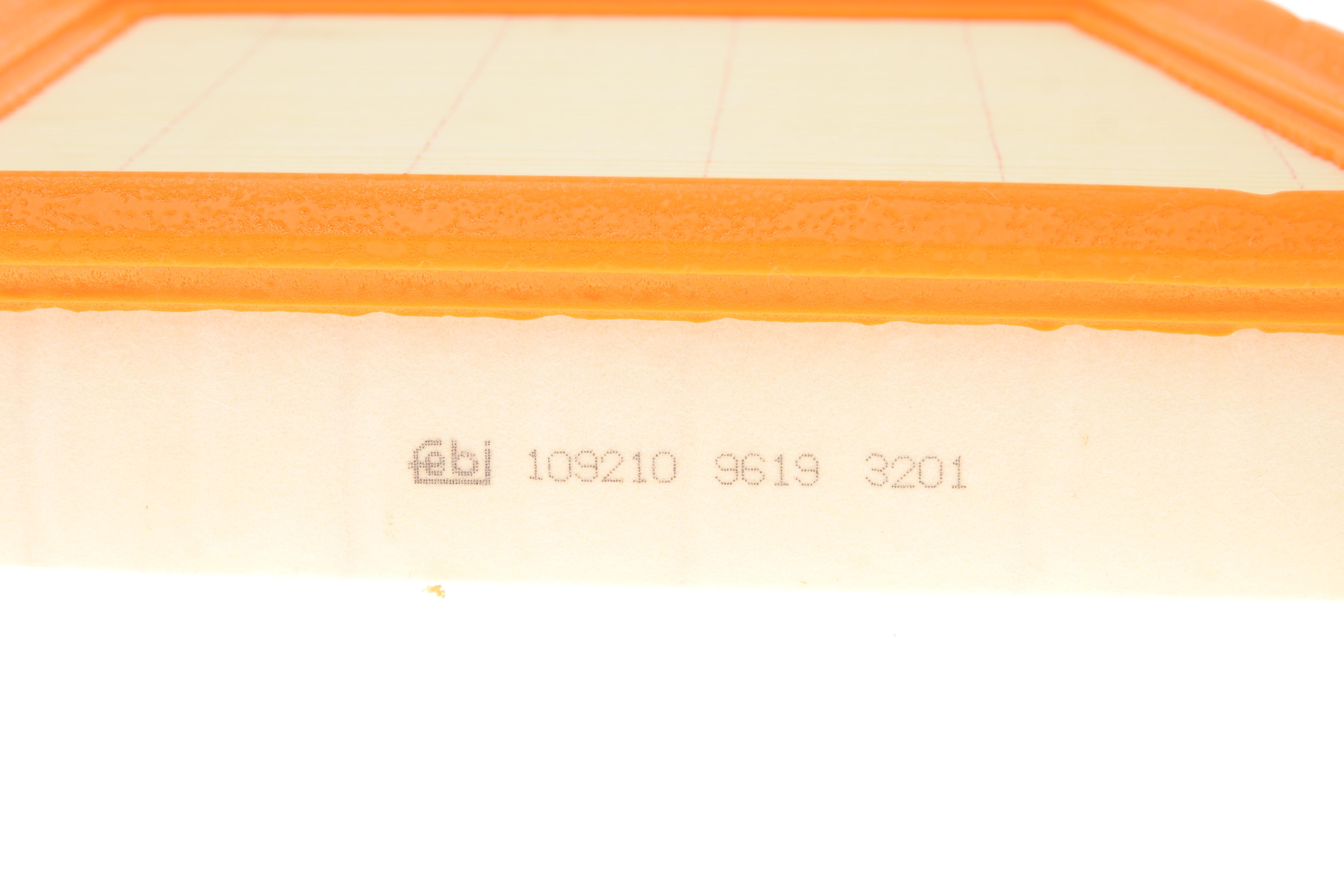 Фільтр повітряний Land Rover Range Rover Velar 3.0D/5.0 17-