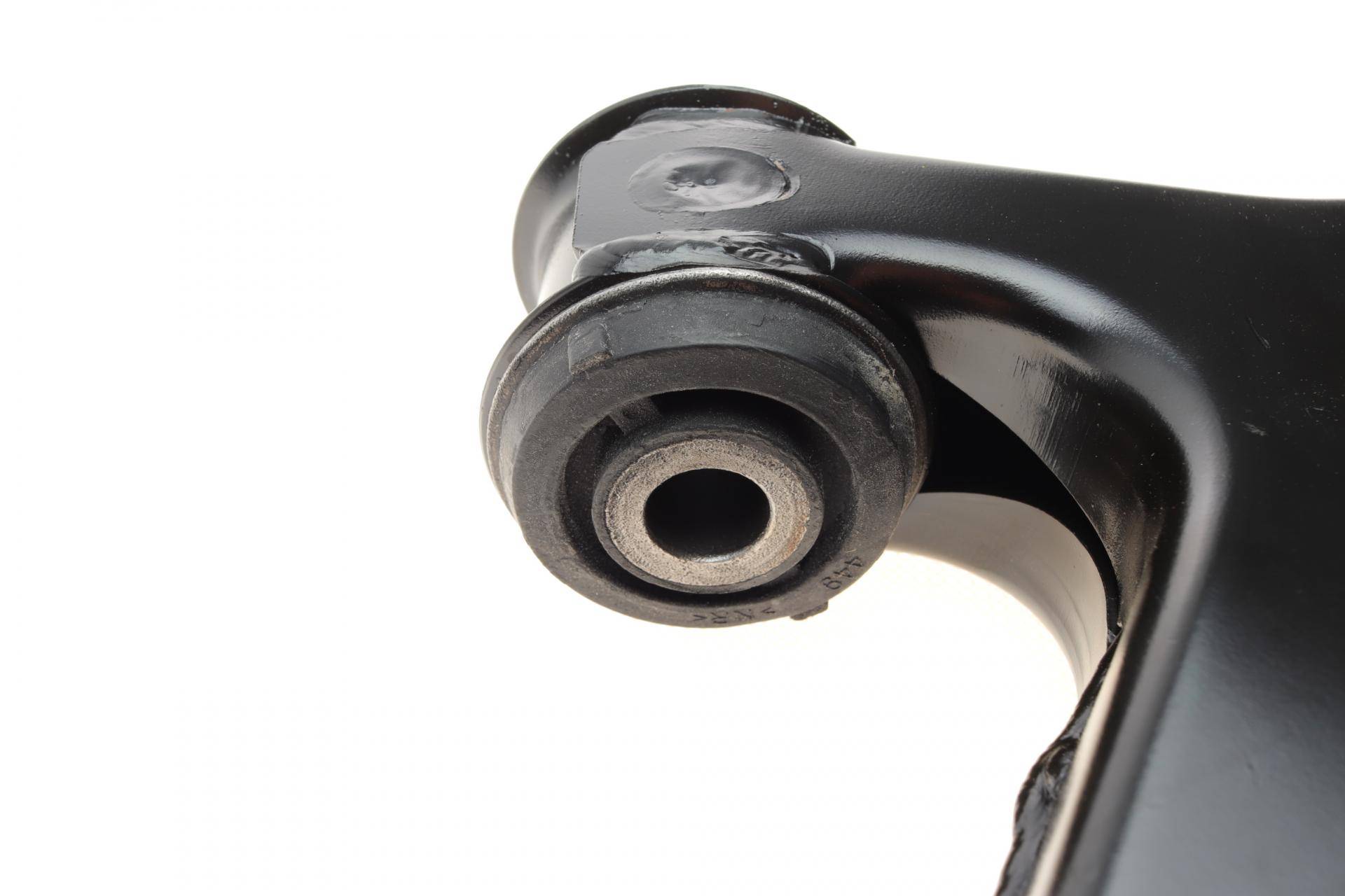 Важіль підвіски (передній/знизу) (R) Ford Focus III/C-Max II/Grand C-Max 10- (з кульовою) (d=21mm)