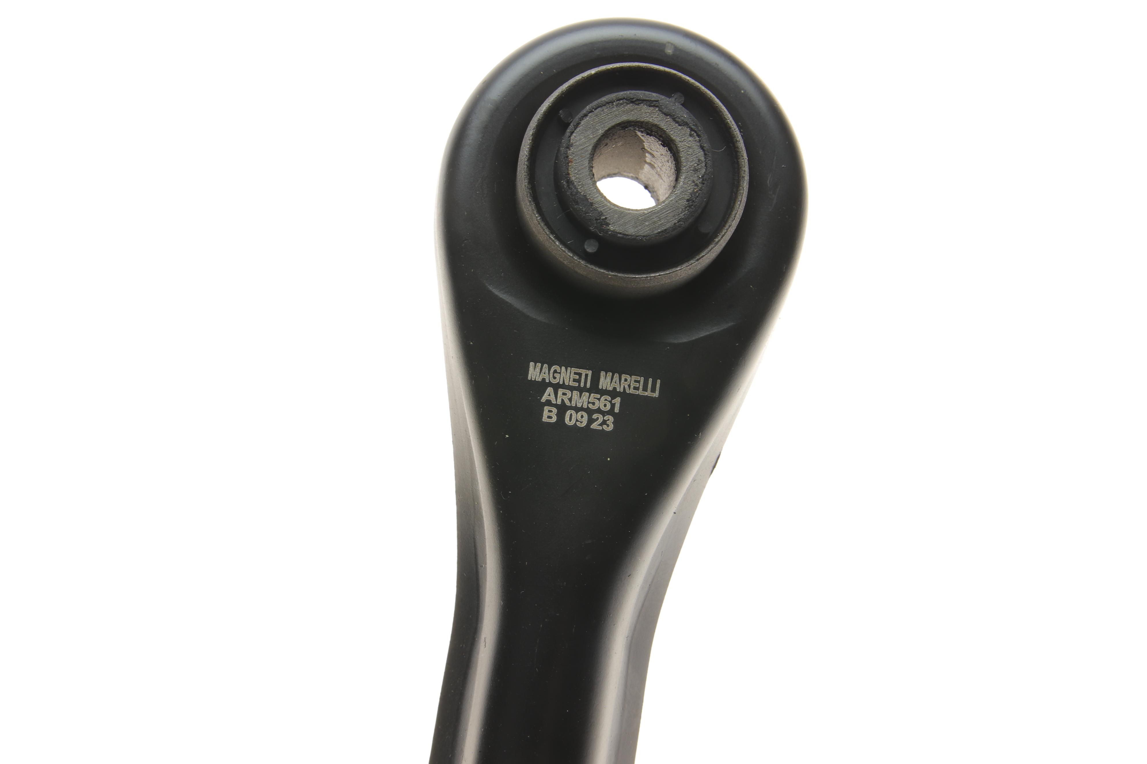 Важіль підвіски (задній/знизу) Mazda 3/5/Ford Focus/Volvo (C30/C70/S40) 04- (поперечний) (ARM561)