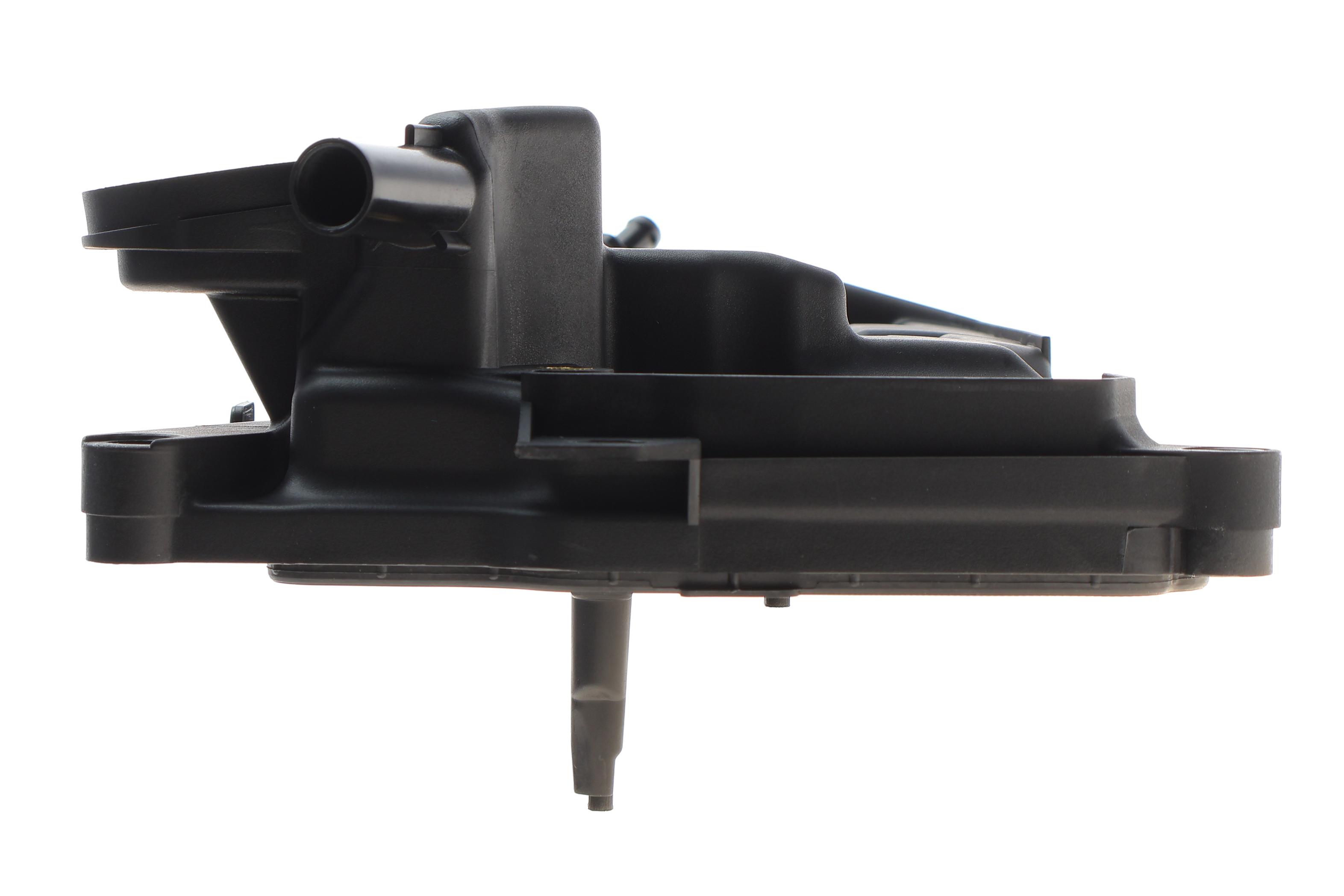 Кришка клапанів Nissan Juke 1.6 DIG-T 10-19