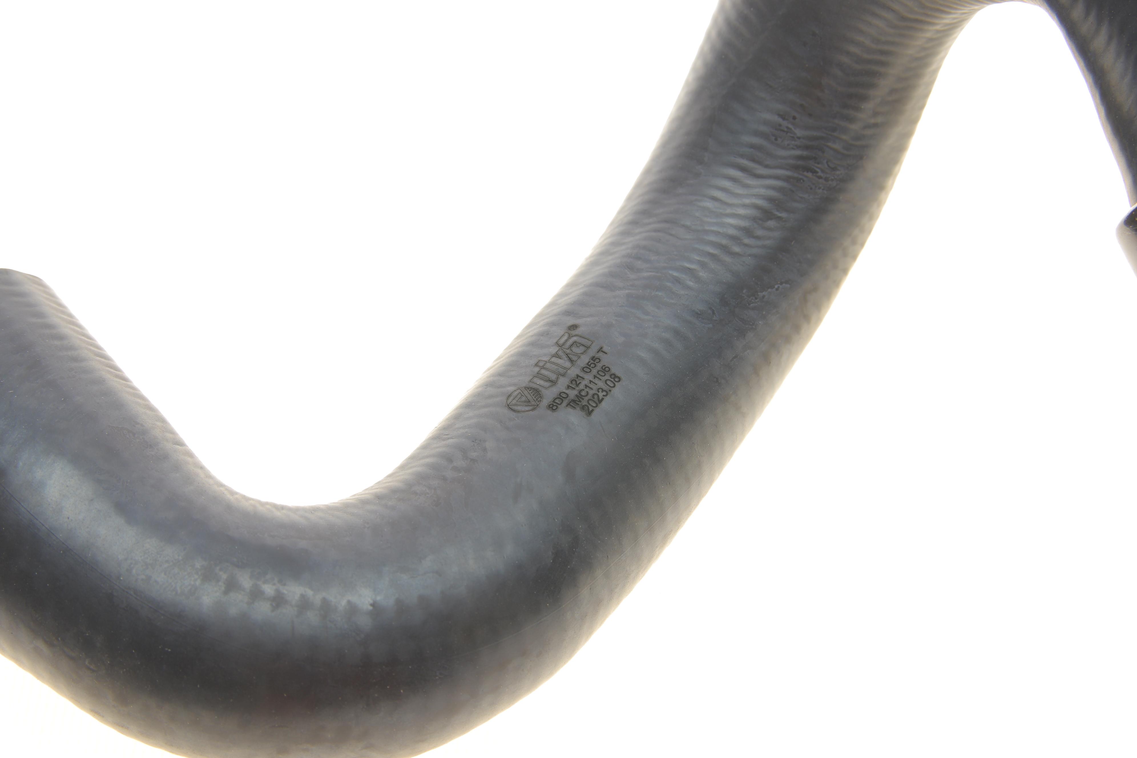 Патрубок радіатора Audi A4/A6/VW Passat 94-05