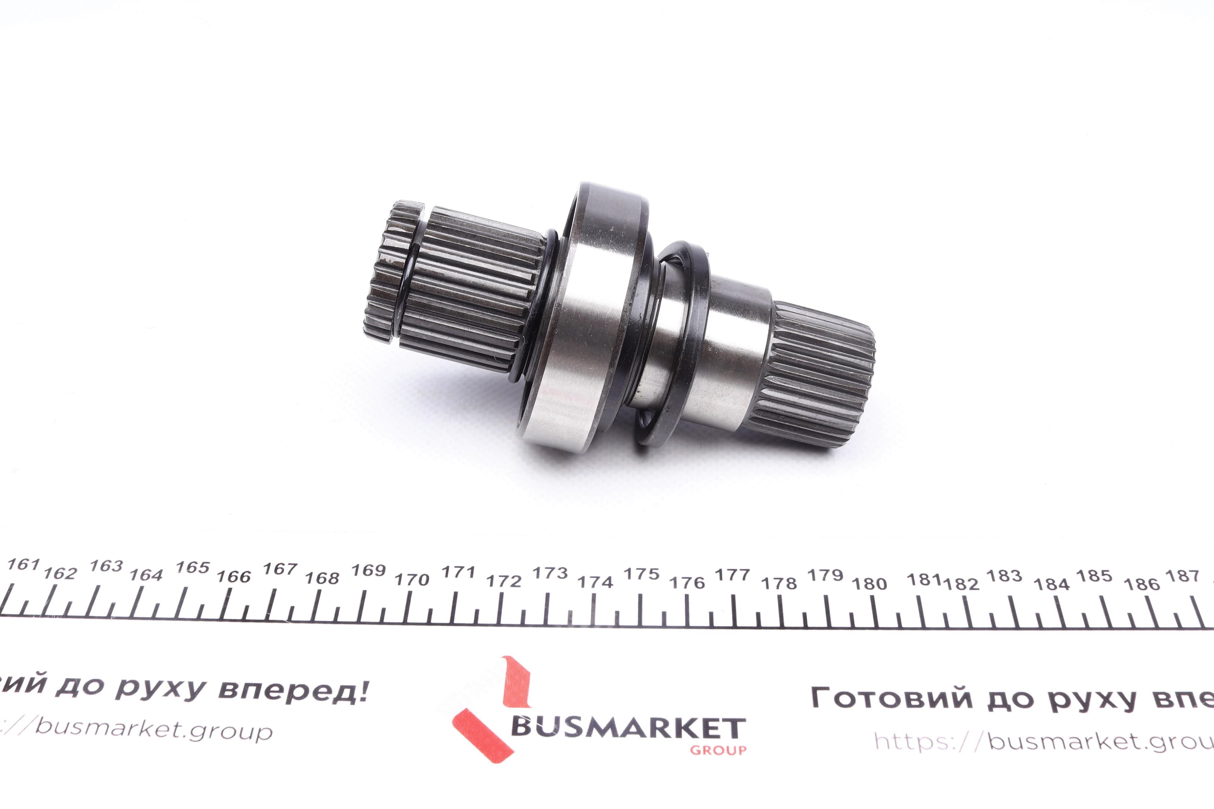 Фланець півосі (+сальник) VW T5 2.0 TDI 11-15 (R) (26x30x114,5)