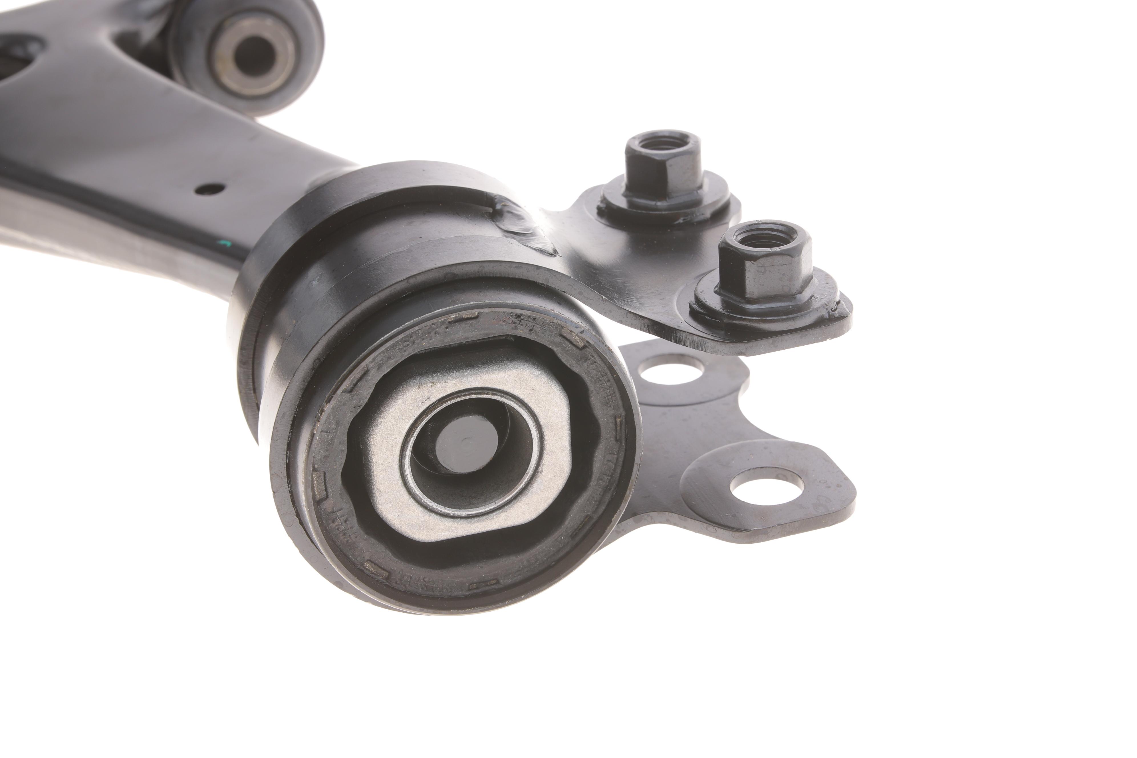 Важіль підвіски (передній) (L) Ford C-Max 07-10/Focus/Volvo C30/C70/S40/V50 04-13 (з кульовою)