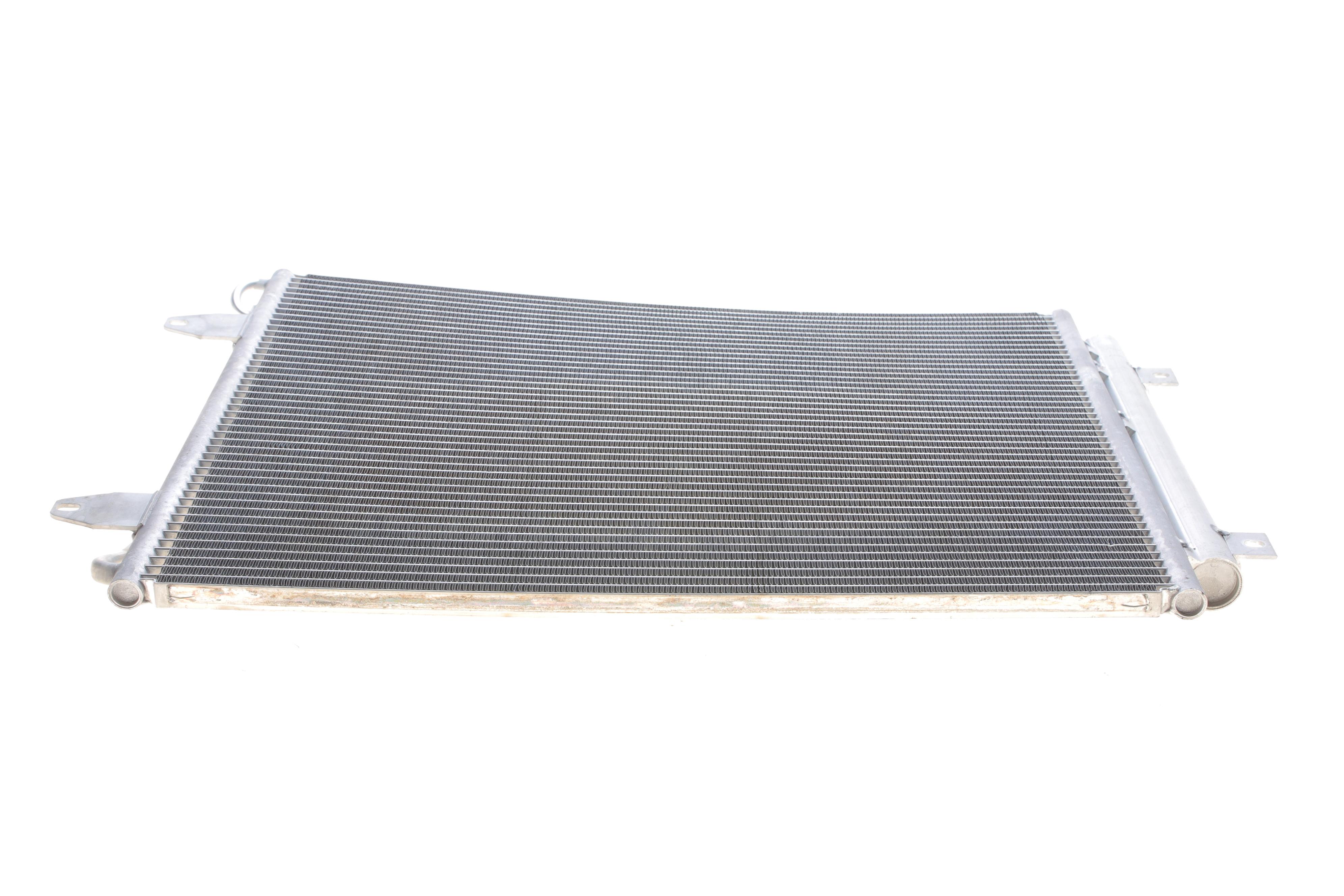 Радіатор кондиціонера (з осушувачем) VW Passat 1.4-3.6 05-16