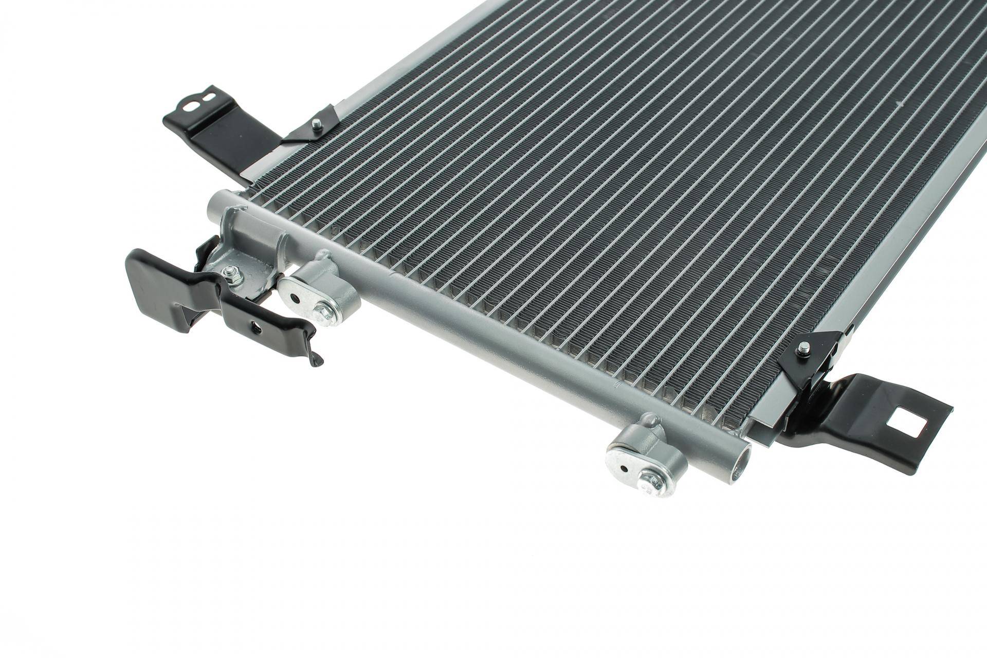 Радіатор кондиціонера (з осушувачем) Mazda 6 1.8-3.0 02-08