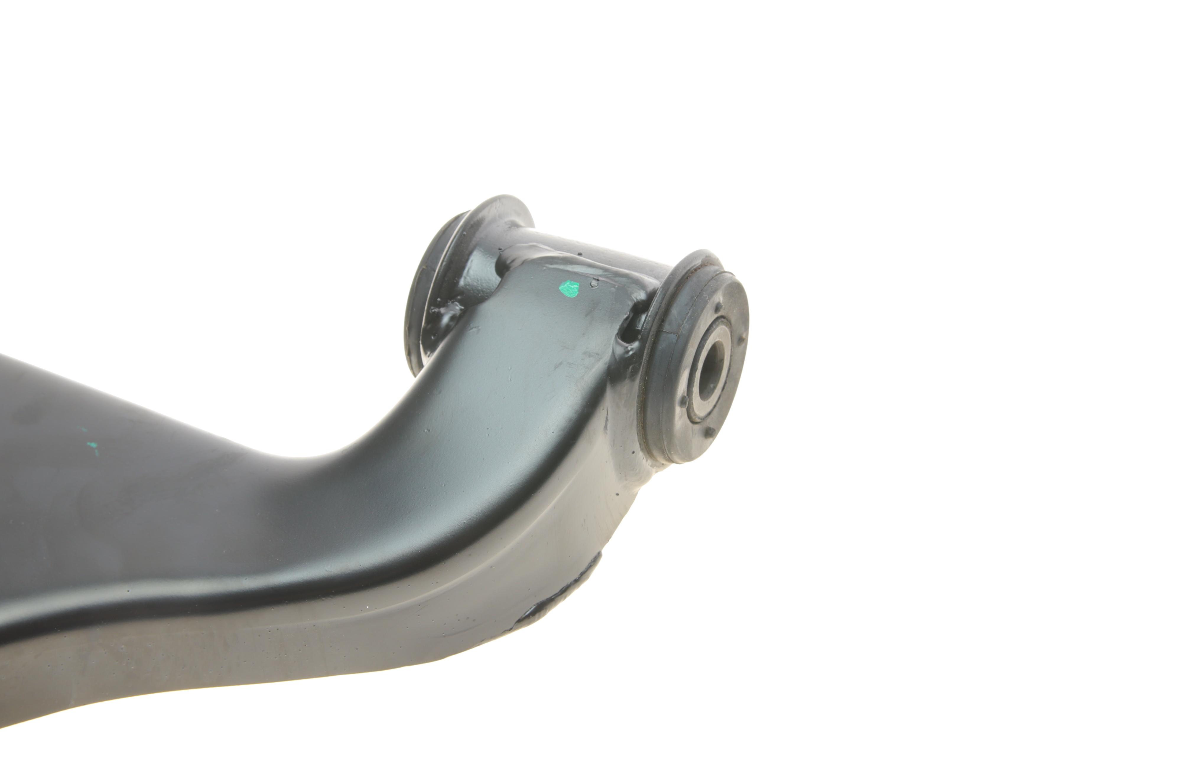 Важіль підвіски (передній/знизу) (L) MB Vito/Viano (W639) 03-