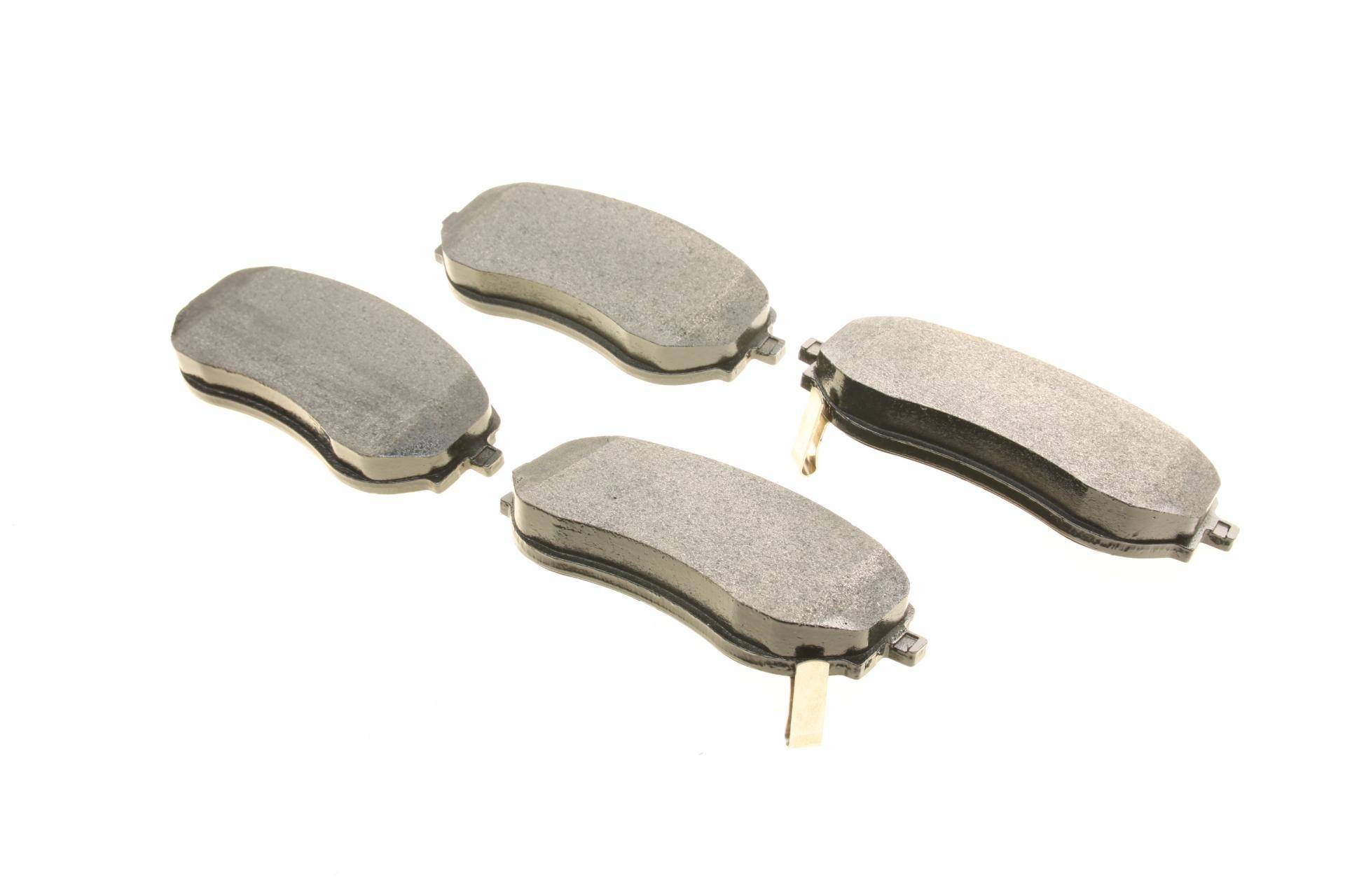 Колодки гальмівні (передні) MB X-class (470) /Nissan Navara/NP300 17- (TRW) Q+ (з датчиком)