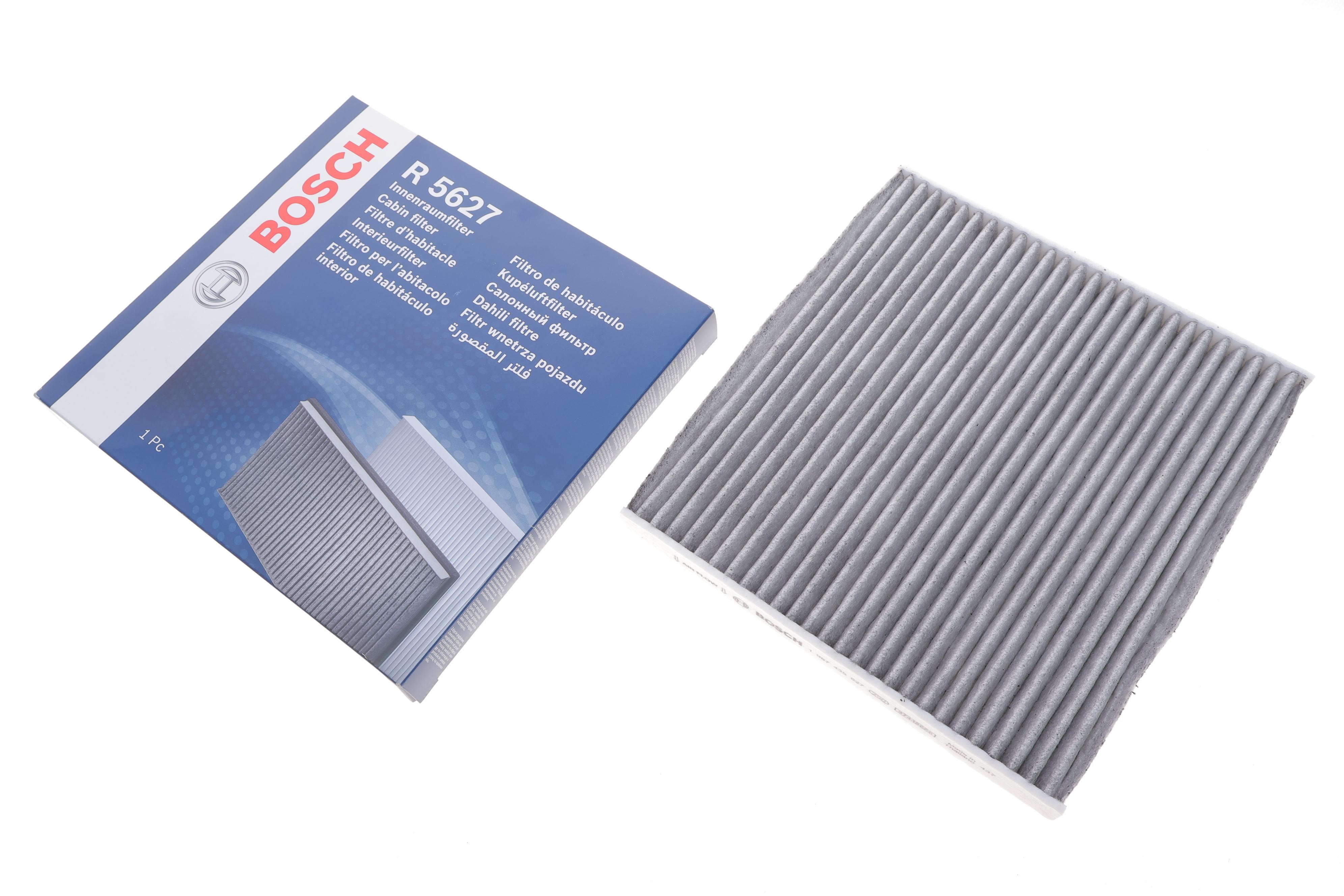 Фільтр салону Jeep Cherokee 13- (вугільний)