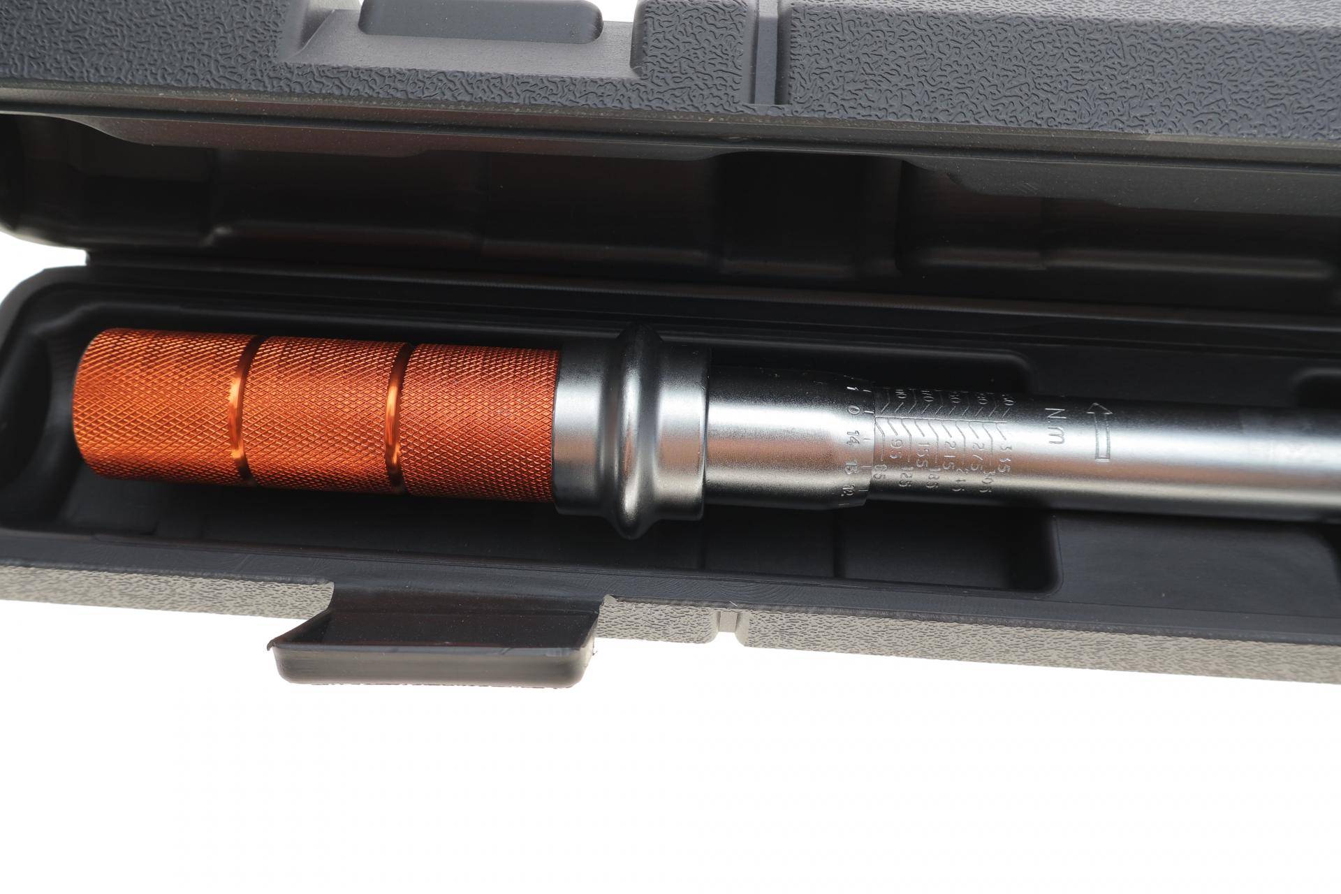 Ключ динамометричний 1/2" 65-350 Нм 540 мм