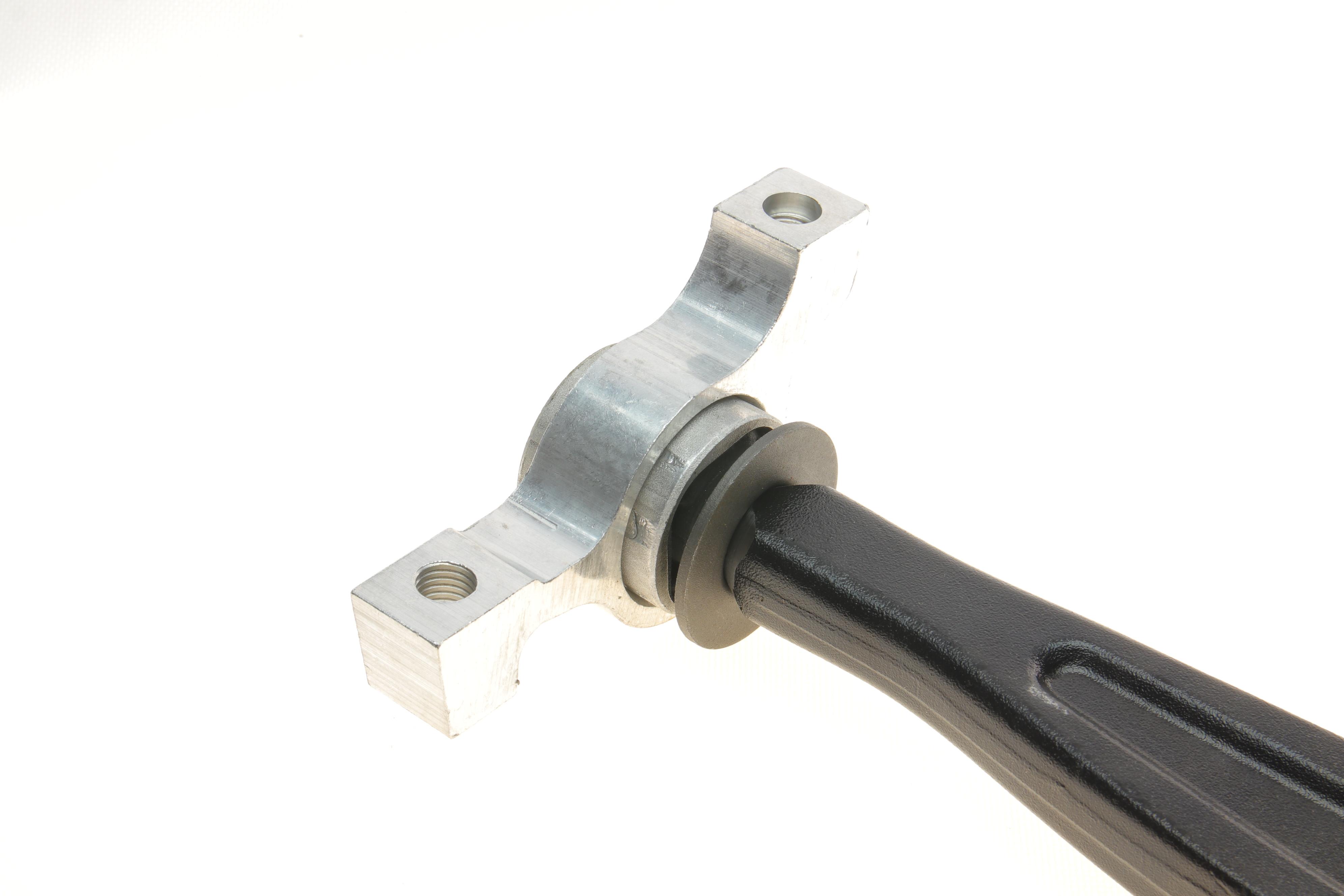 Важіль підвіски (передній/знизу/ззаду) (R) Citroen C5 08-