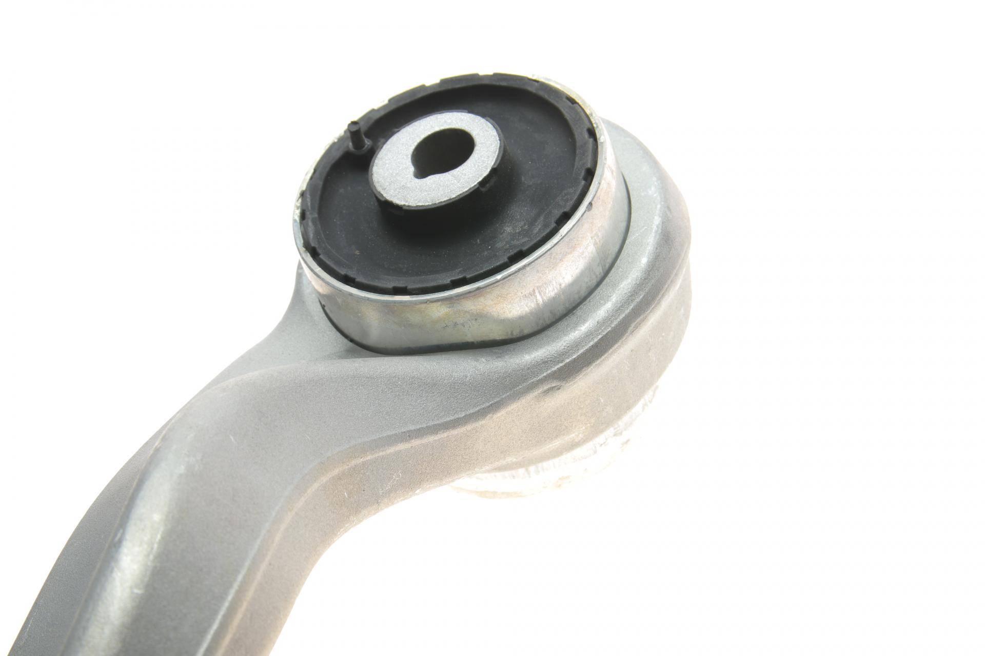 Важіль підвіски (передній/знизу/спереду) (R) BMW 7 (G11/G12) 15- B57/B58/N63