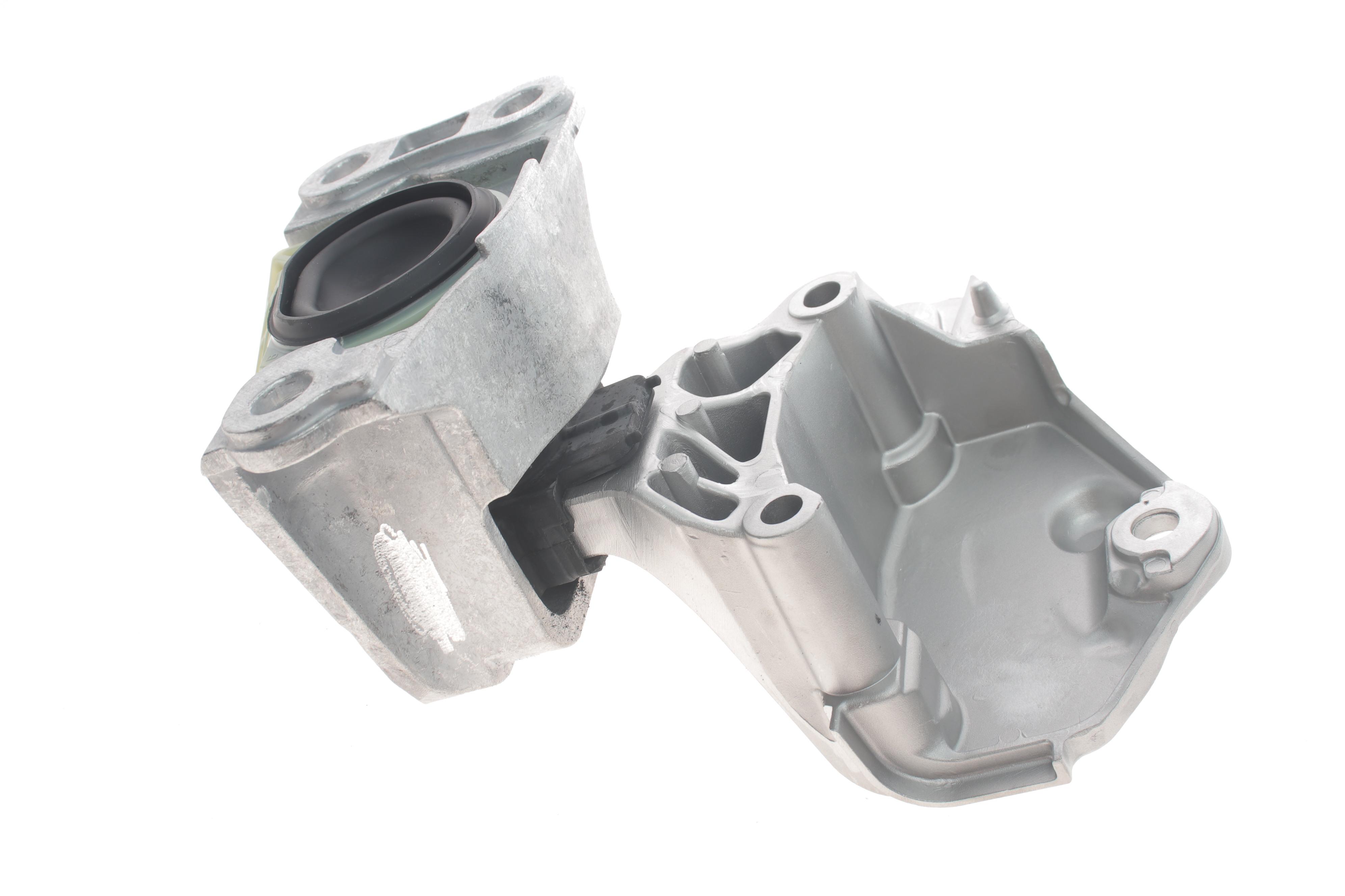 Подушка двигуна (R) Renault Megane 2.0 TCe 08-