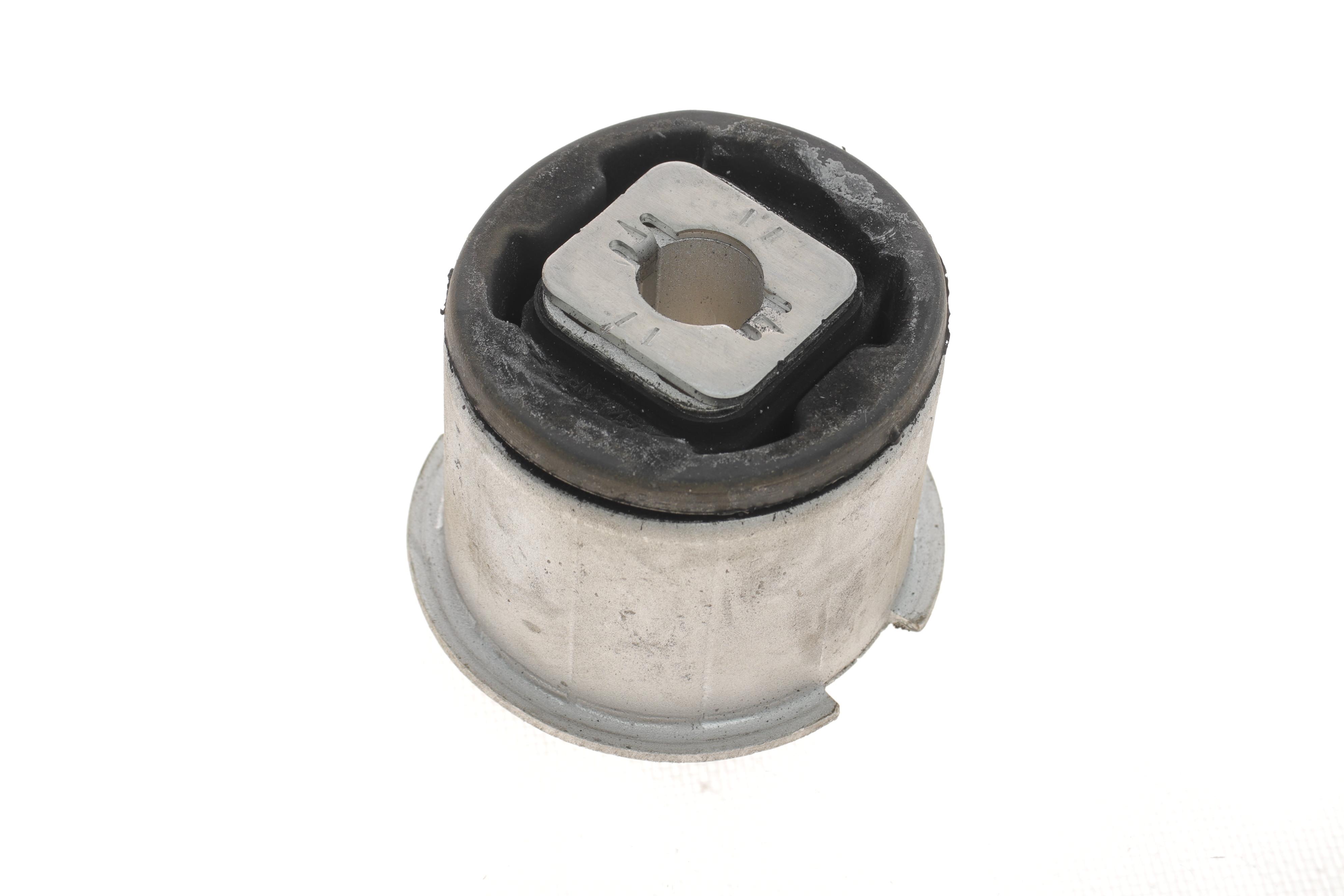 Сайлентблок балки (задньої/спереду) Audi A4/A5 09-17