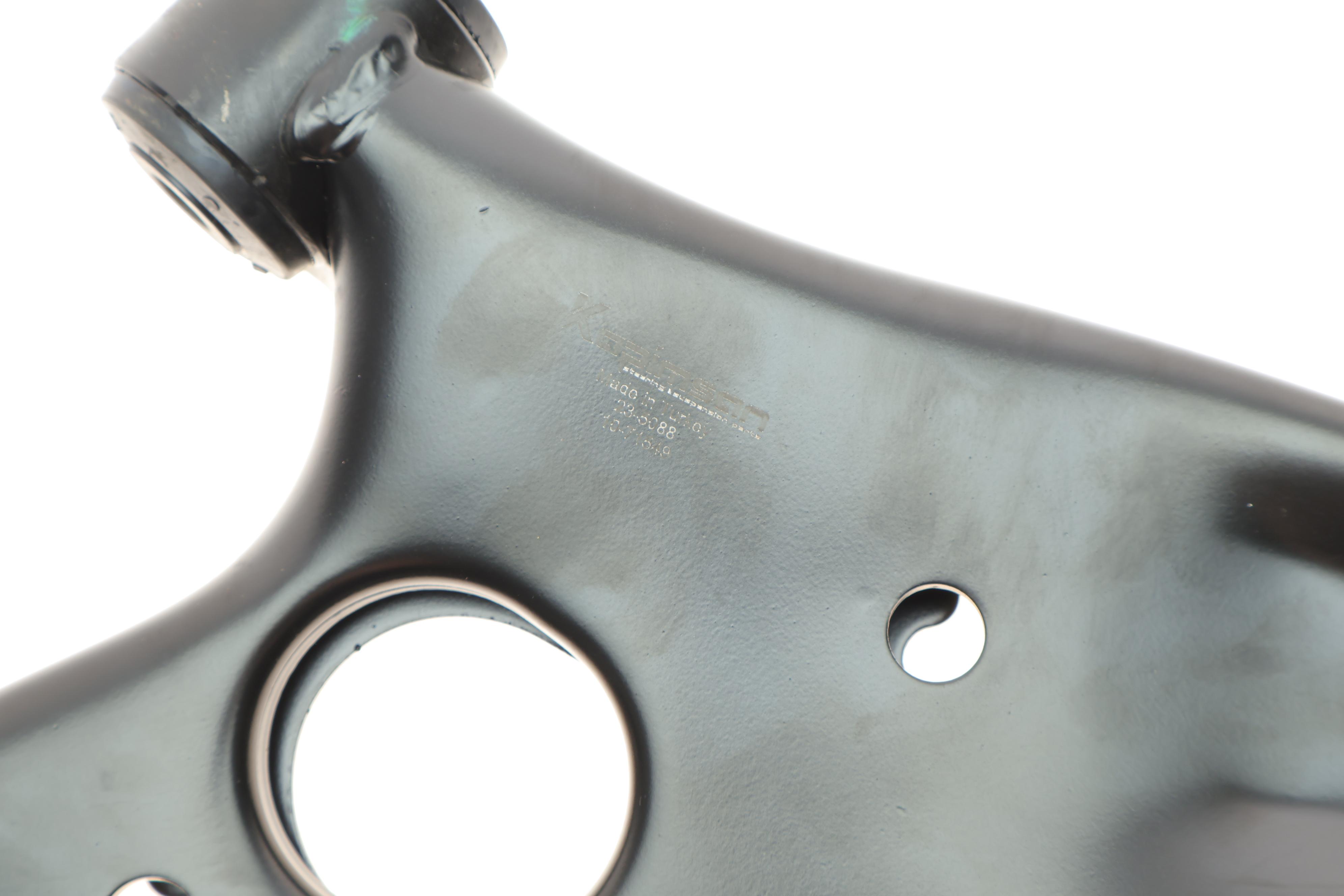 Важіль підвіски (передній/знизу) (R) Hyundai Elantra/i30 10-