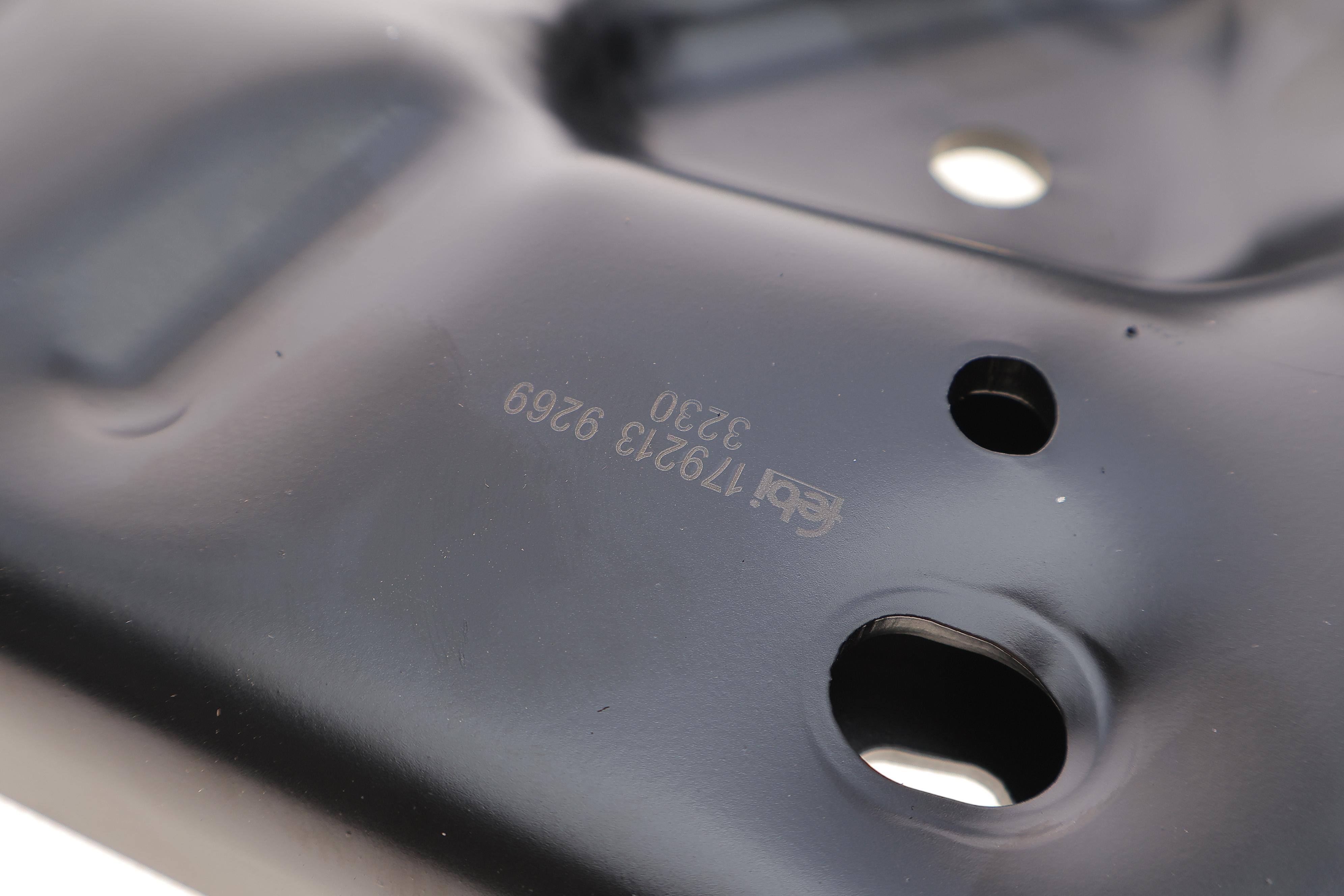 Важіль підвіски (передній/знизу) (L) MB Vito (W639) 03-