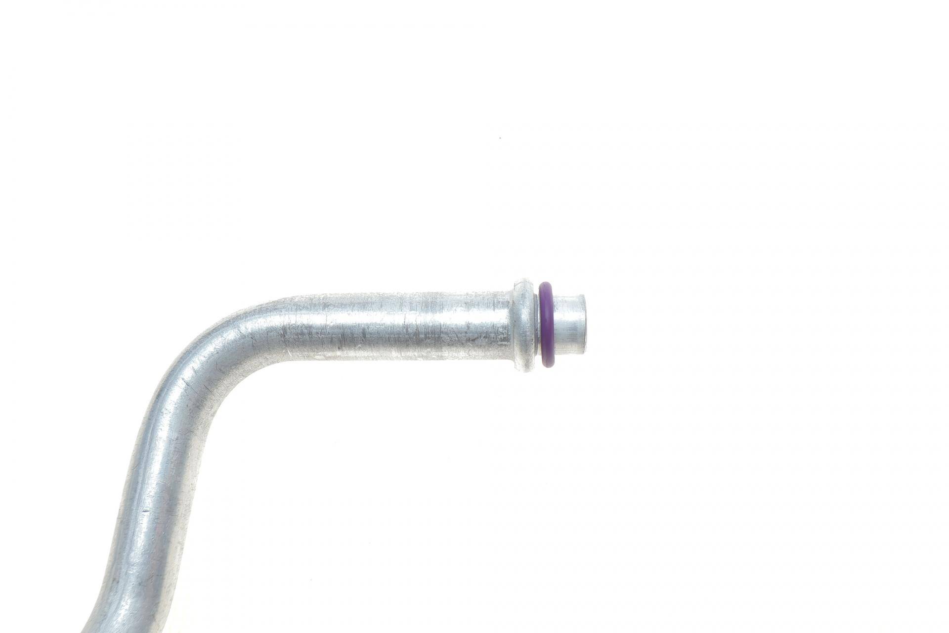 Трубка кондиціонера Skoda Octavia/VW Golf IV 96-10