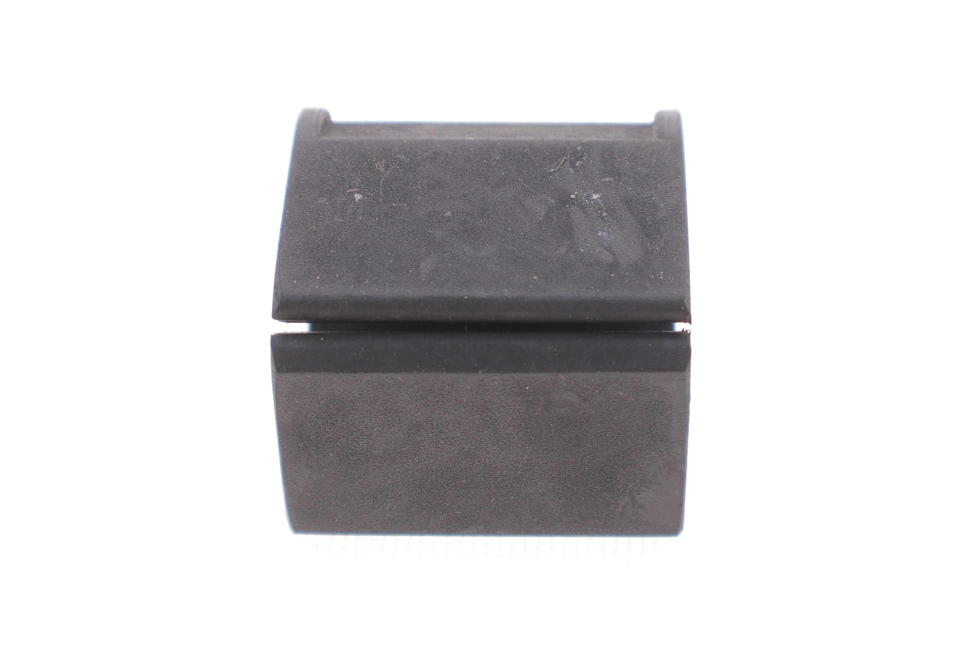 Втулка стабілізатора (переднього) Renault Megane/Scenic I 96-03 (d=25mm)