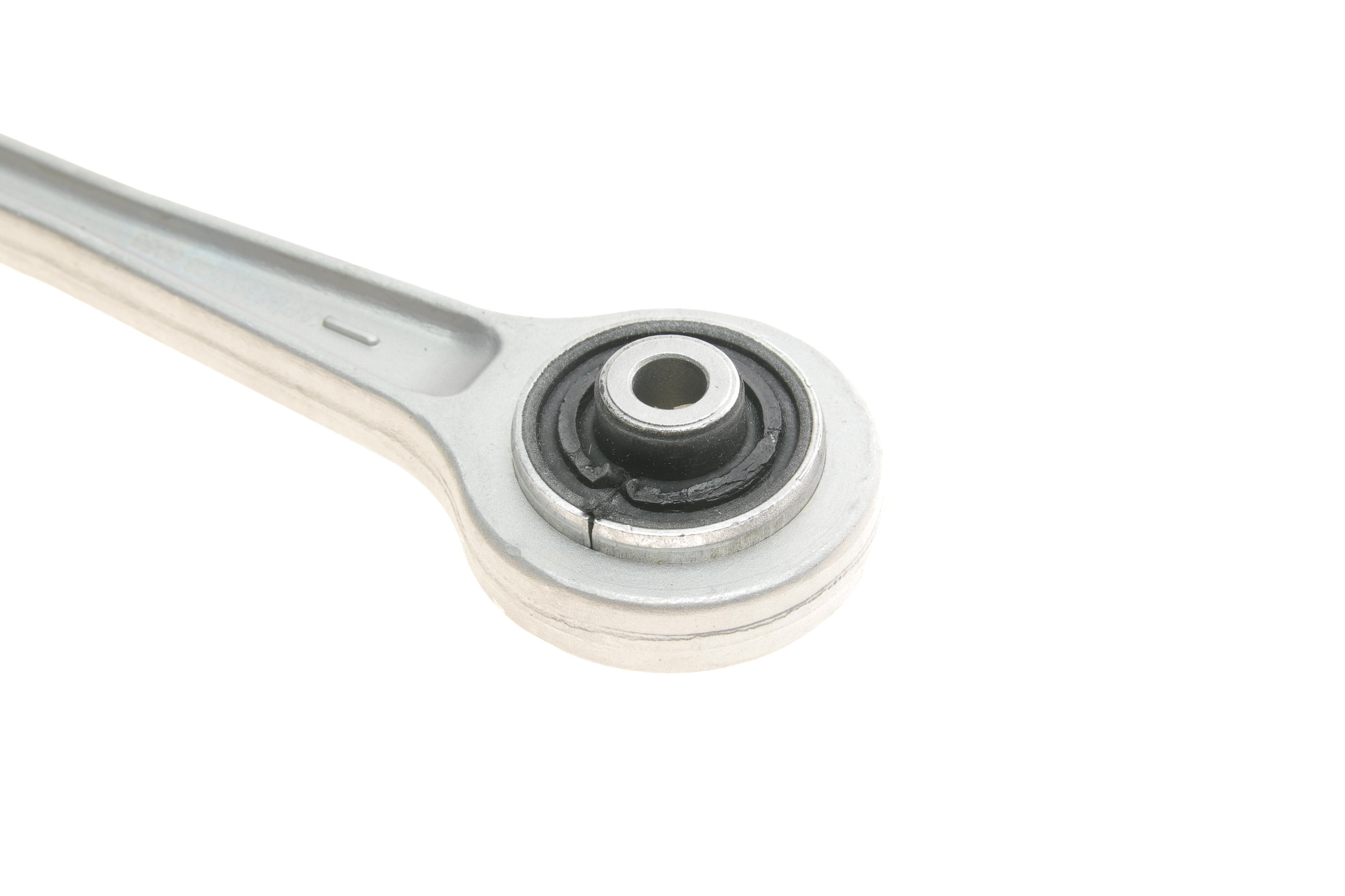 Важіль підвіски (задній/зверху) BMW 5 (E39)/7 (E38) 94-