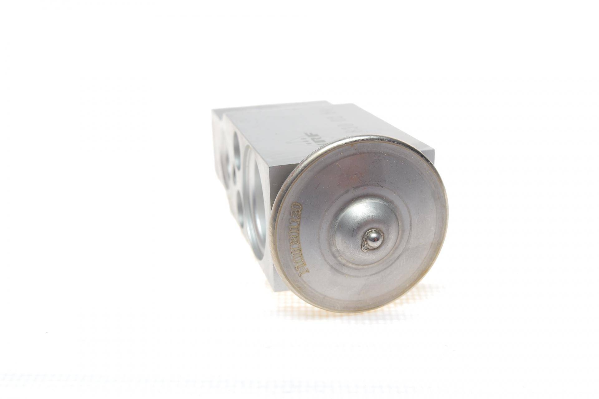 Клапан системи кондиціонування (розширювальний) MB A-class (W168)/C-class (W202) -04