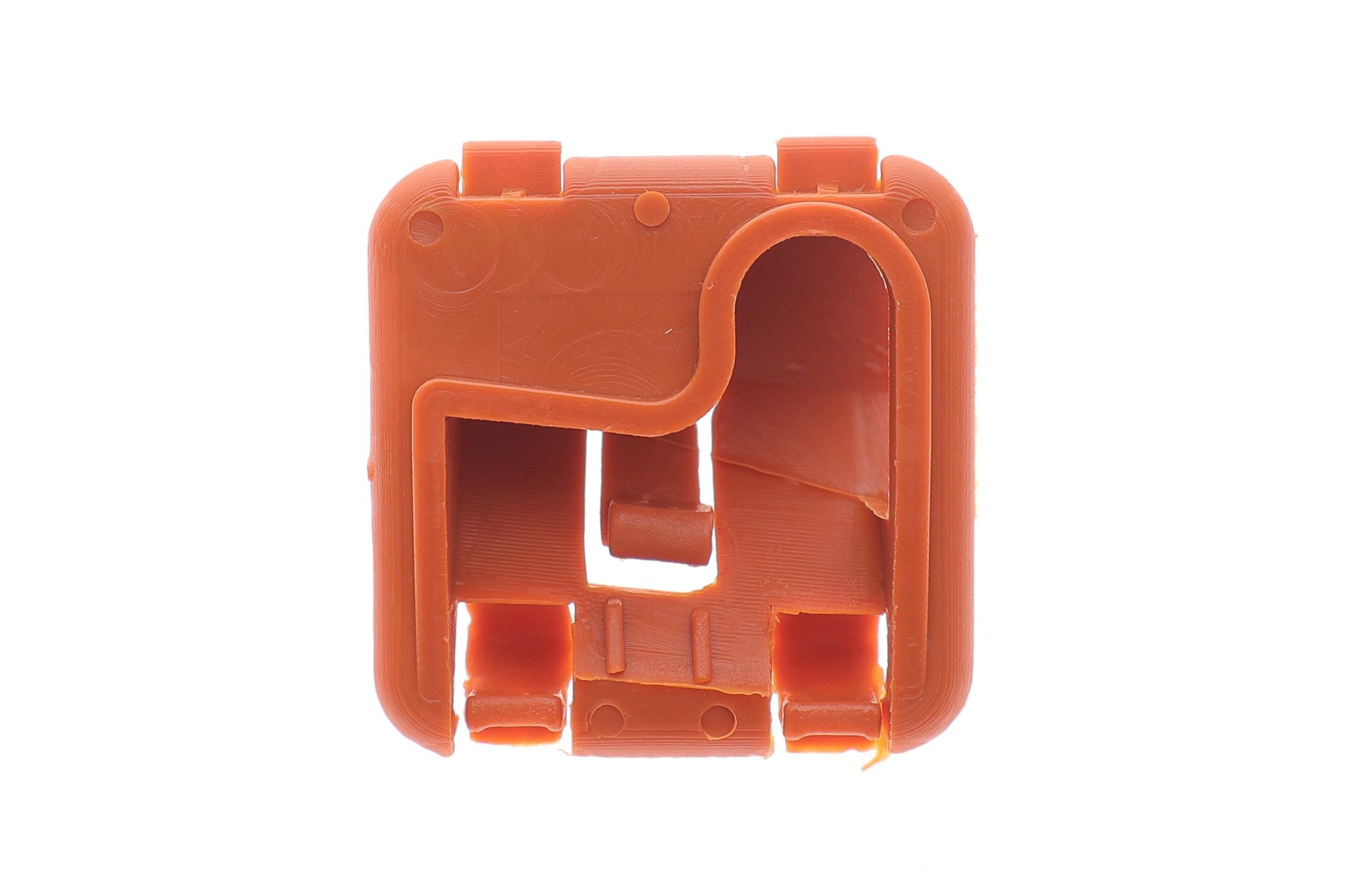 Клипса крепления стойки капота Skoda Fabia/Octavia 96-10