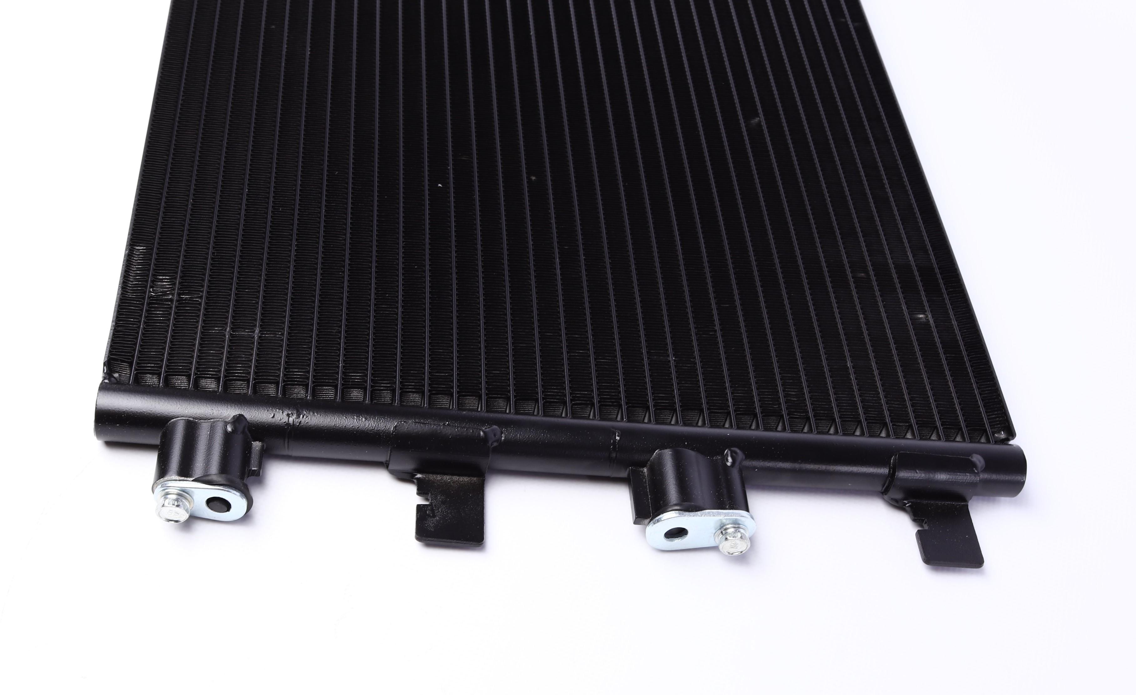 Радіатор кондиціонера Dacia Duster 1.5dCi 10-