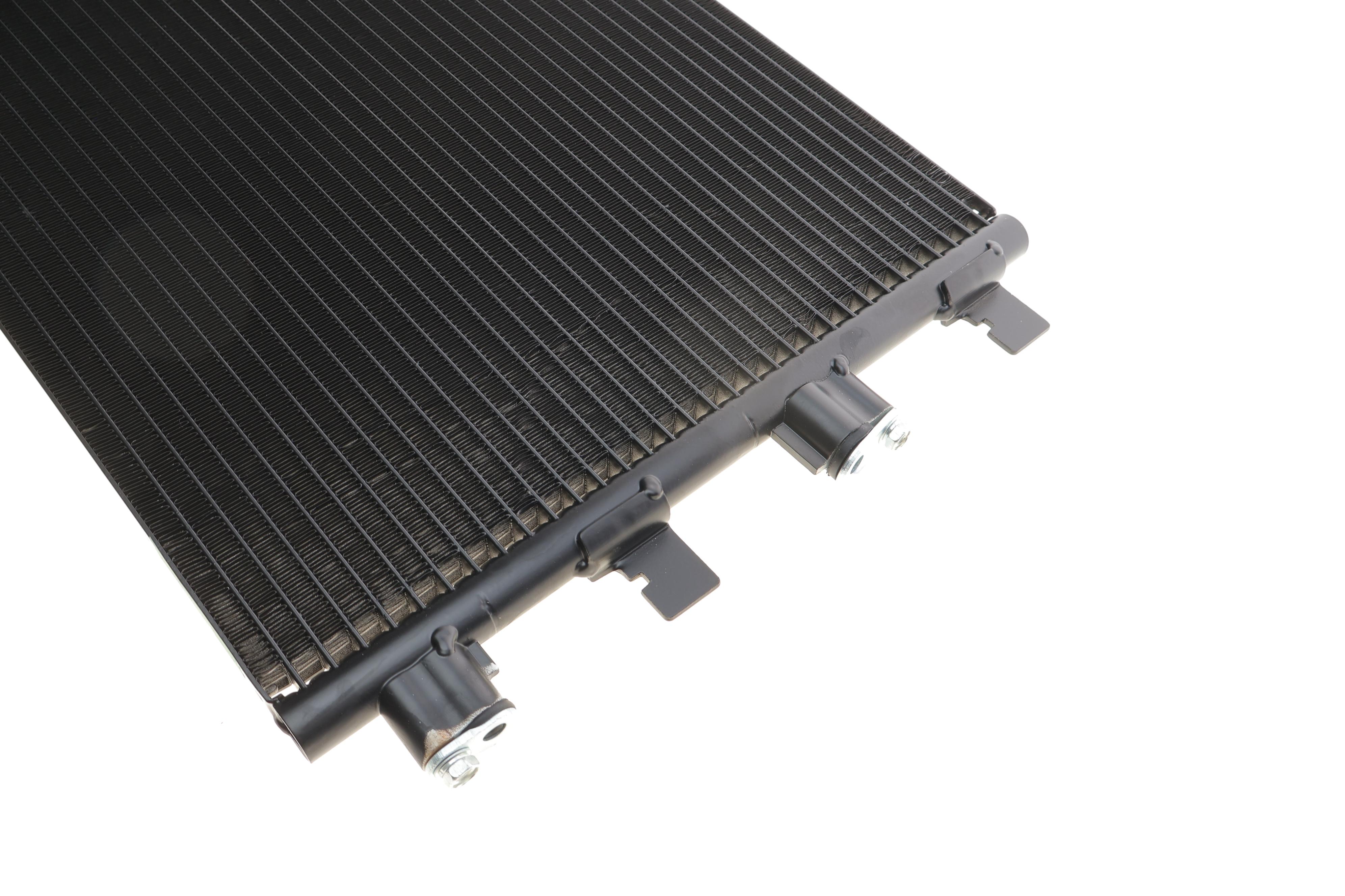 Радіатор кондиціонера Dacia Duster 1.5D 10-18