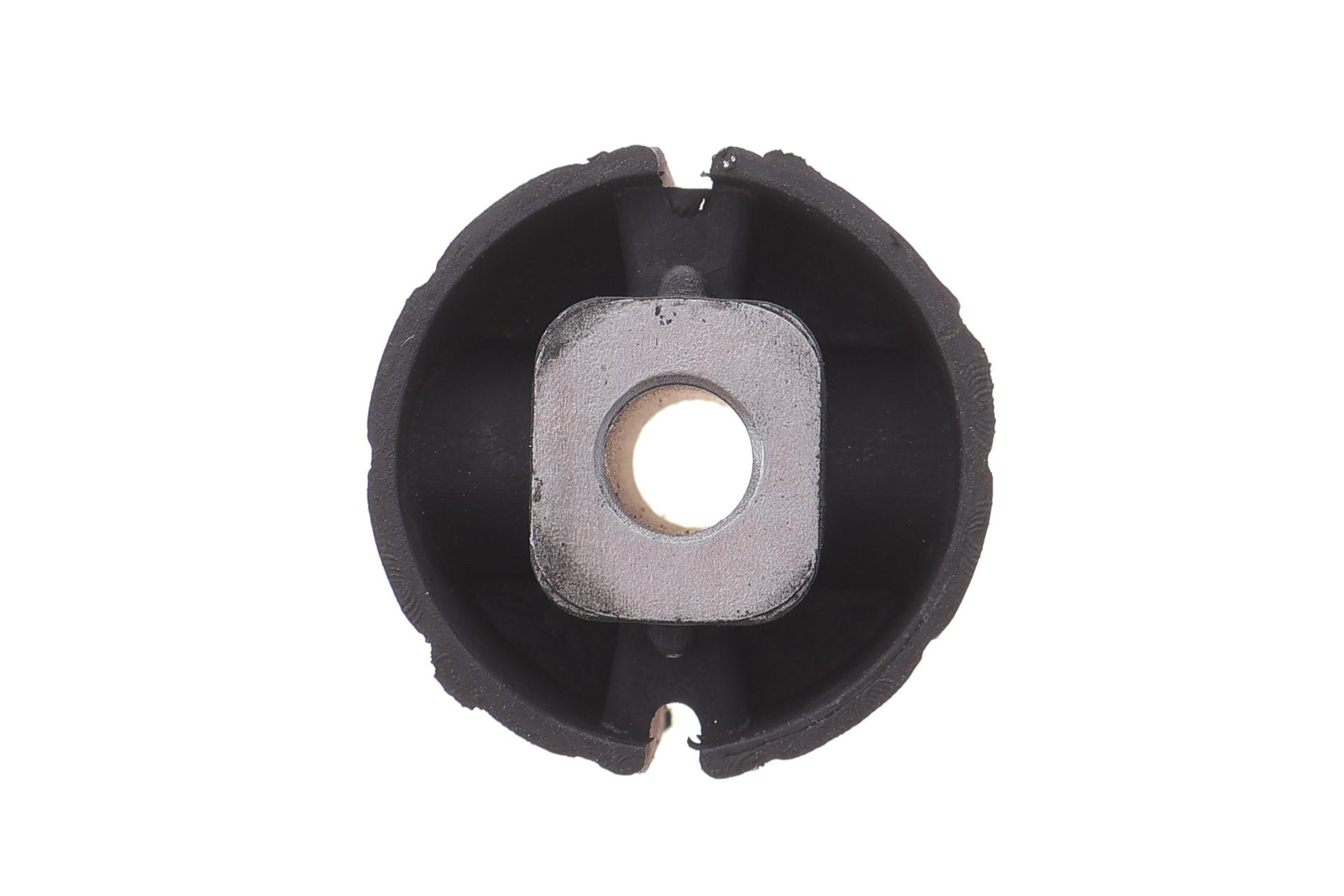 Сайлентблок рычага (задний/спереди) Land Rover Range Rover 02-12