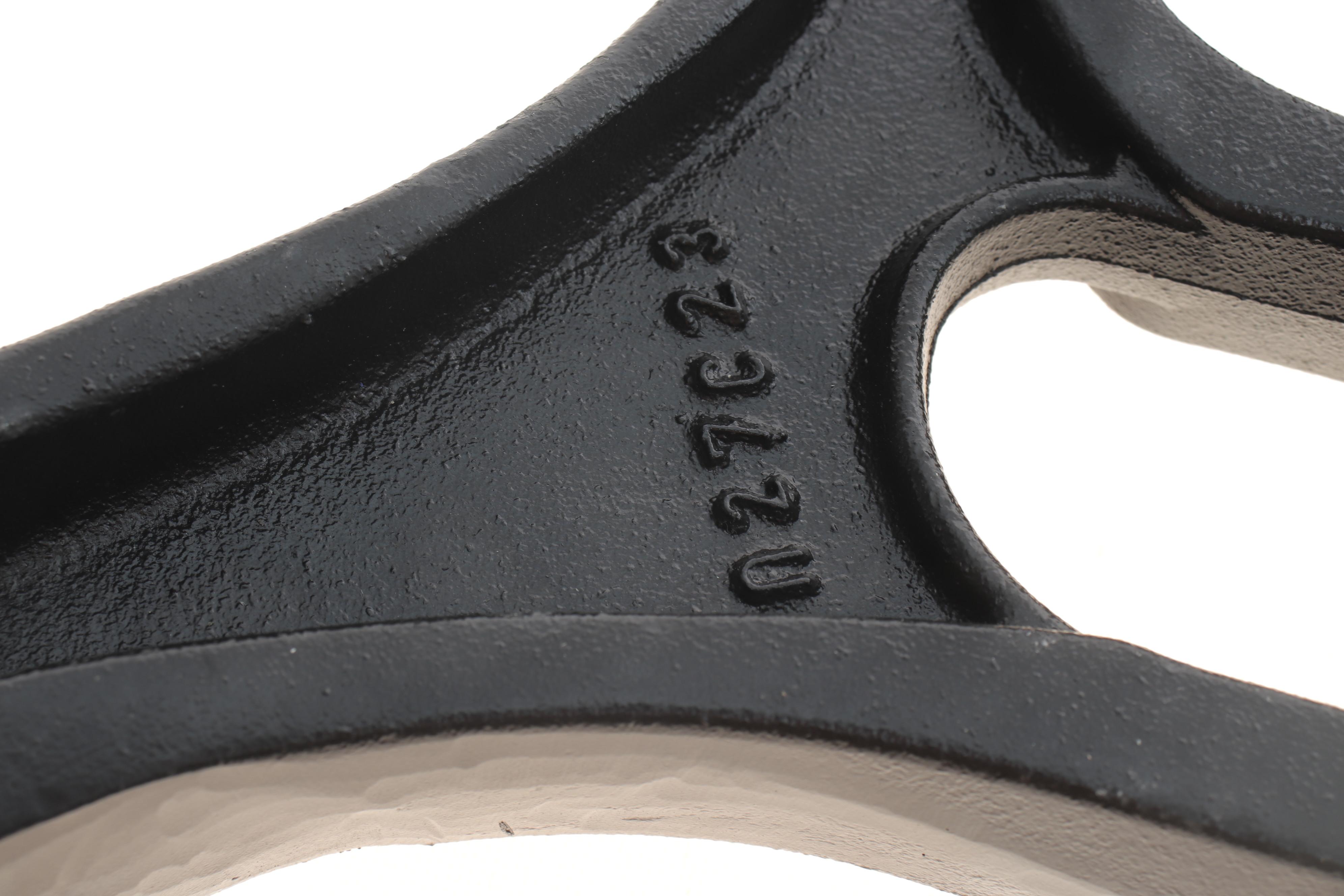 Важіль підвіски (передній/знизу) (L) Porsche Cayenne/VW Touareg 02-10