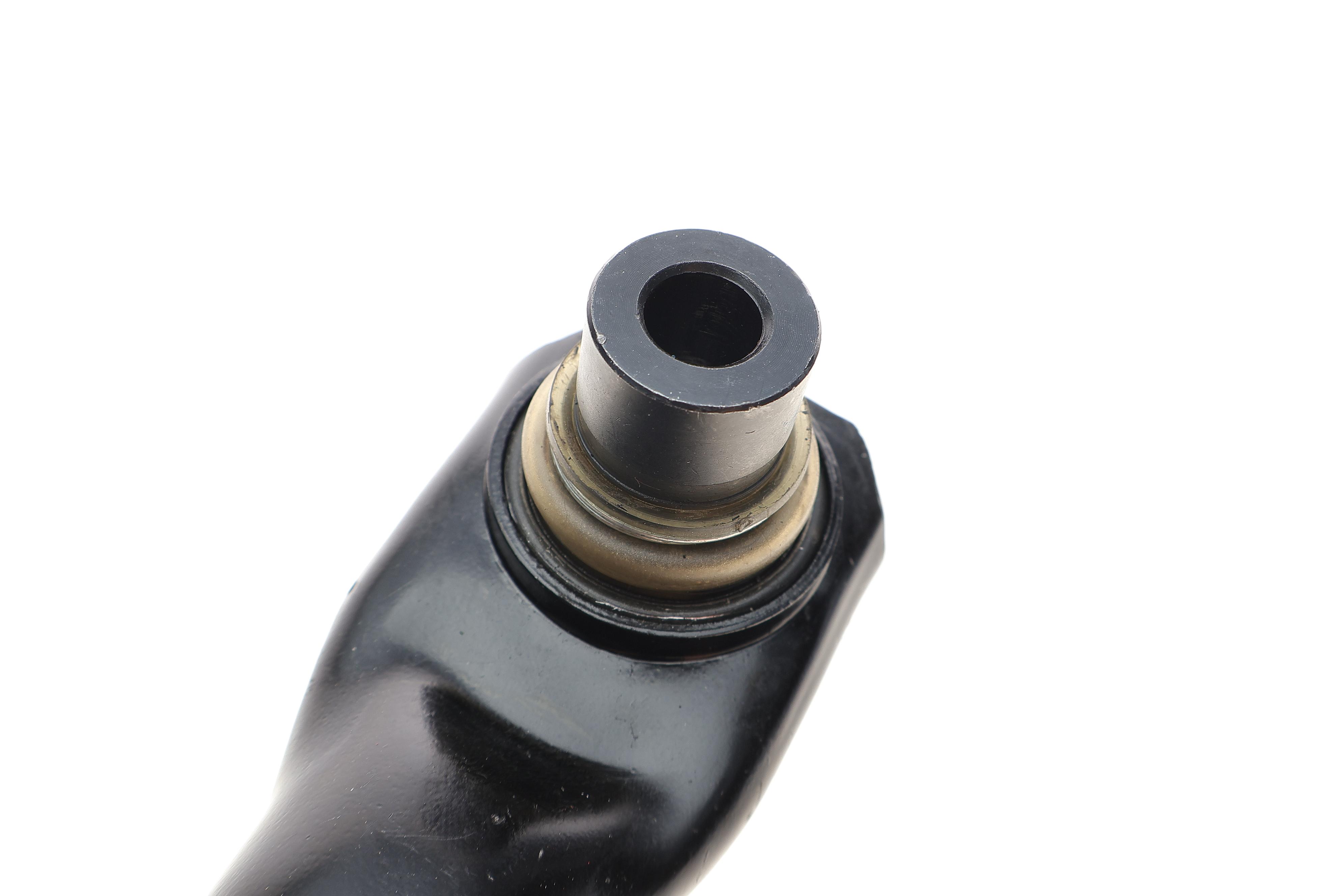 Важіль підвіски (задній/знизу/спереду) Jaguar X-Type I 01-09, Л=П