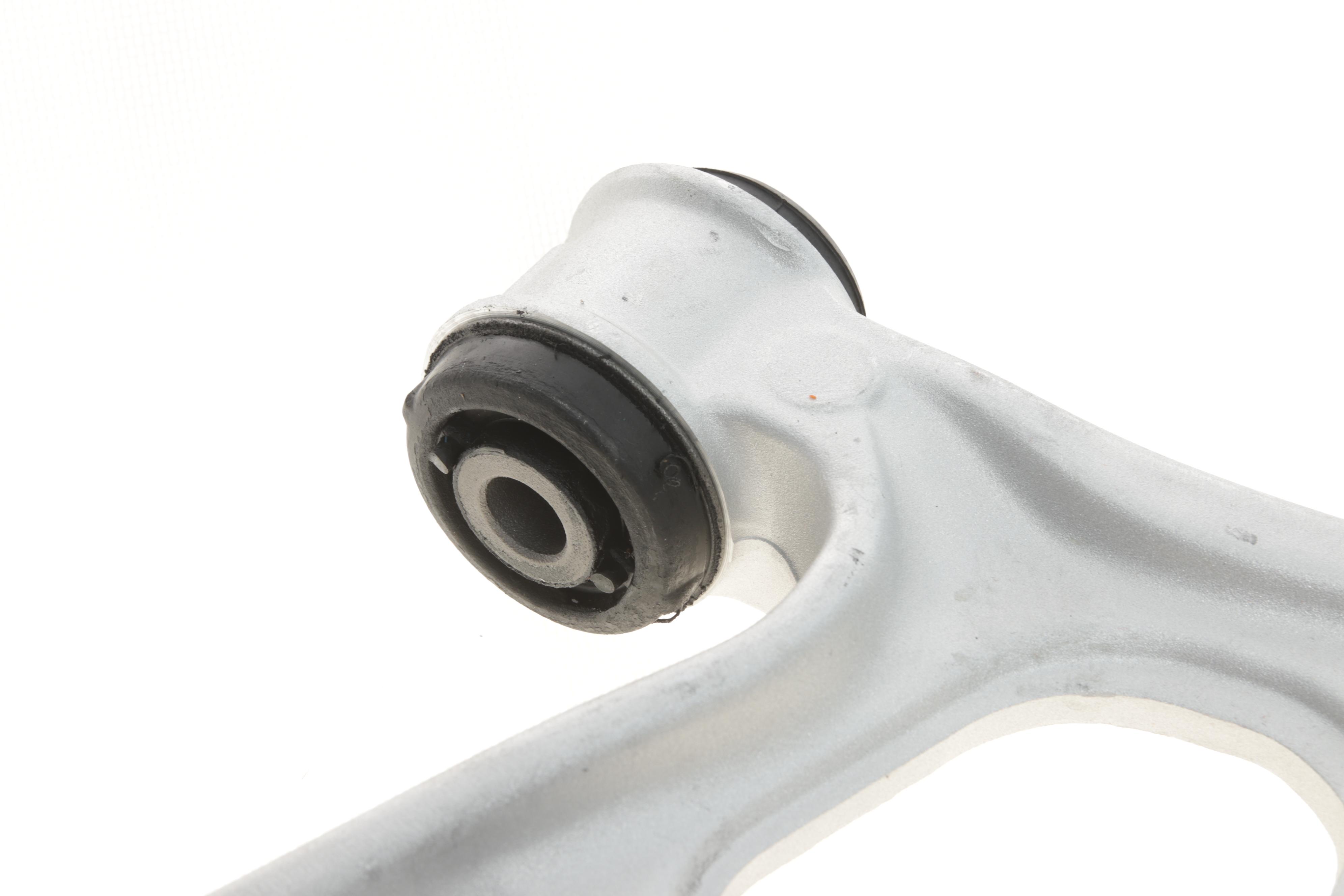 Важіль підвіски (передній/знизу) (L) Ford Focus III/C-Max II 10-