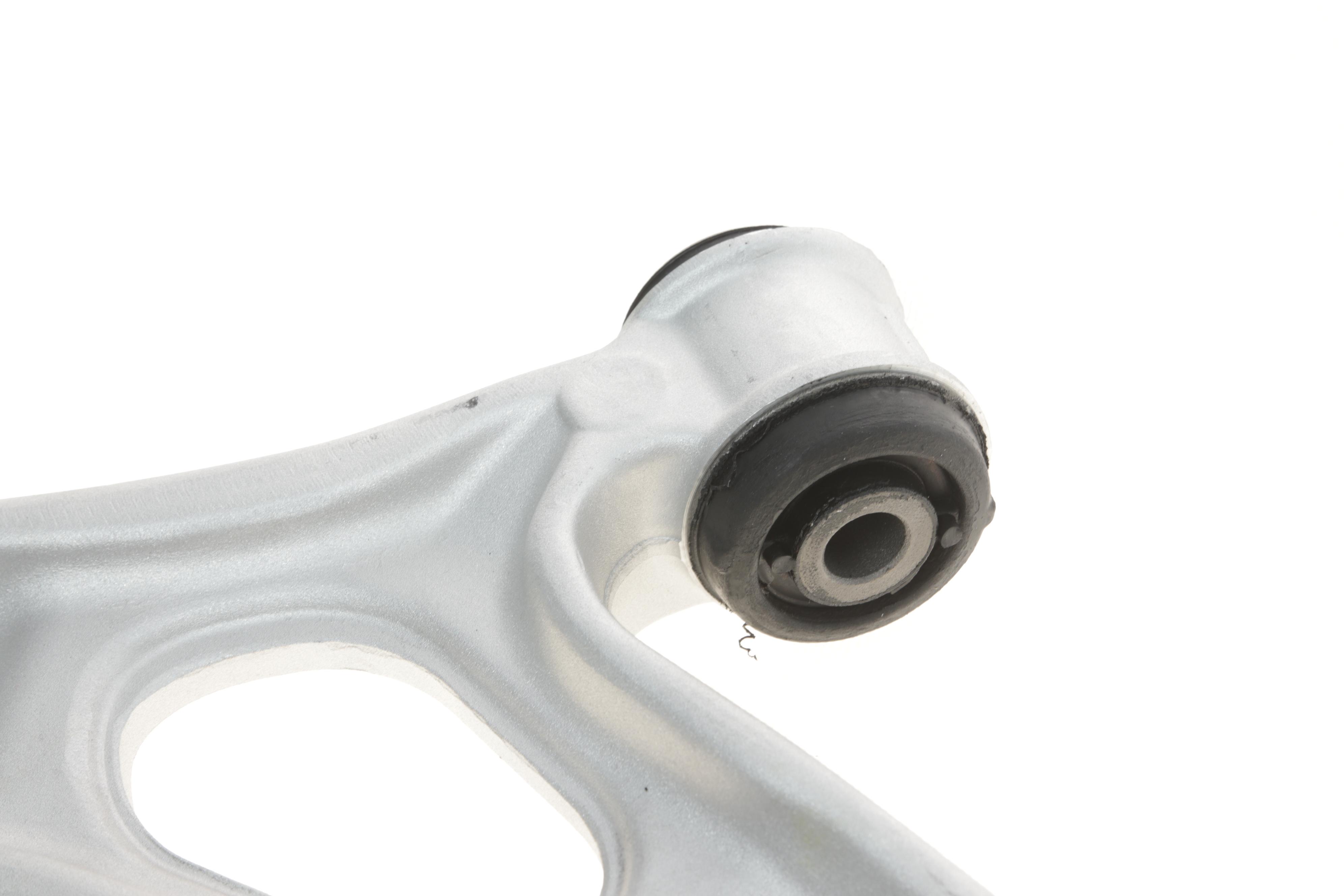 Важіль підвіски (передній/знизу) (L) Ford Focus III/C-Max II 10-