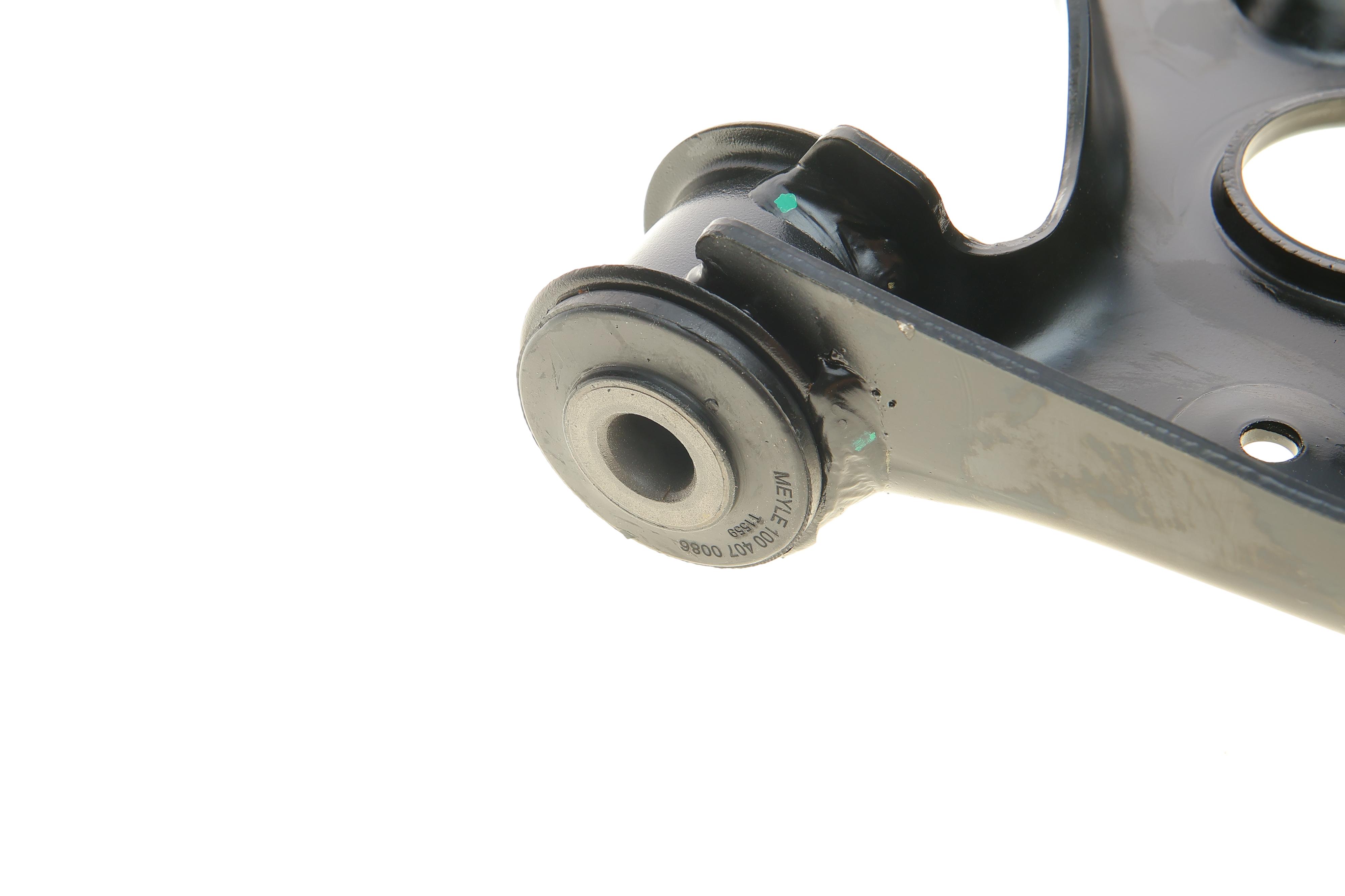 Важіль підвіски (передній/знизу) (R) VW Caddy/Golf/Touran/Skoda Octavia 03-