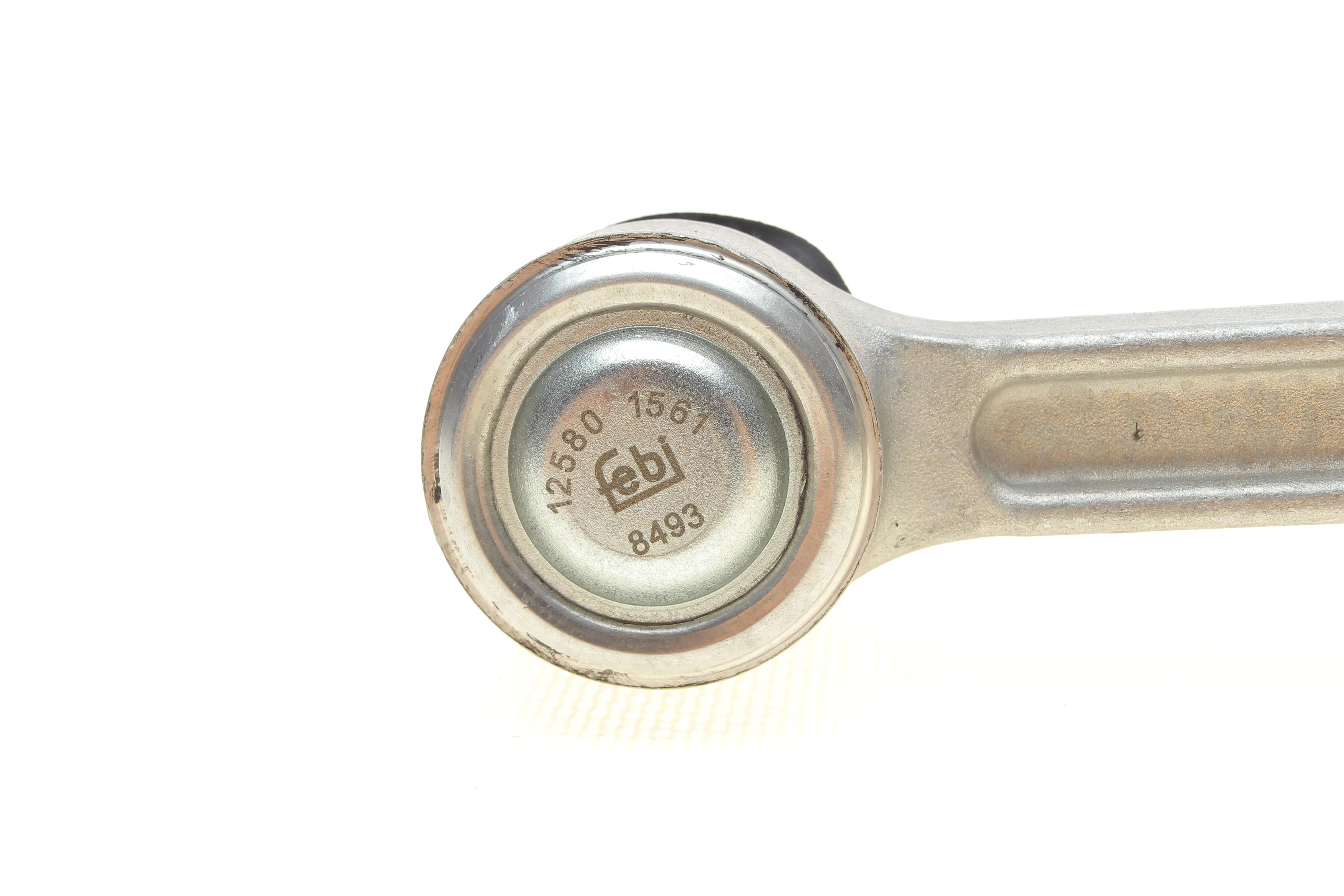 Важіль підвіски (задній/зверху) BMW 5 (E39)/7 (E38) 94-04