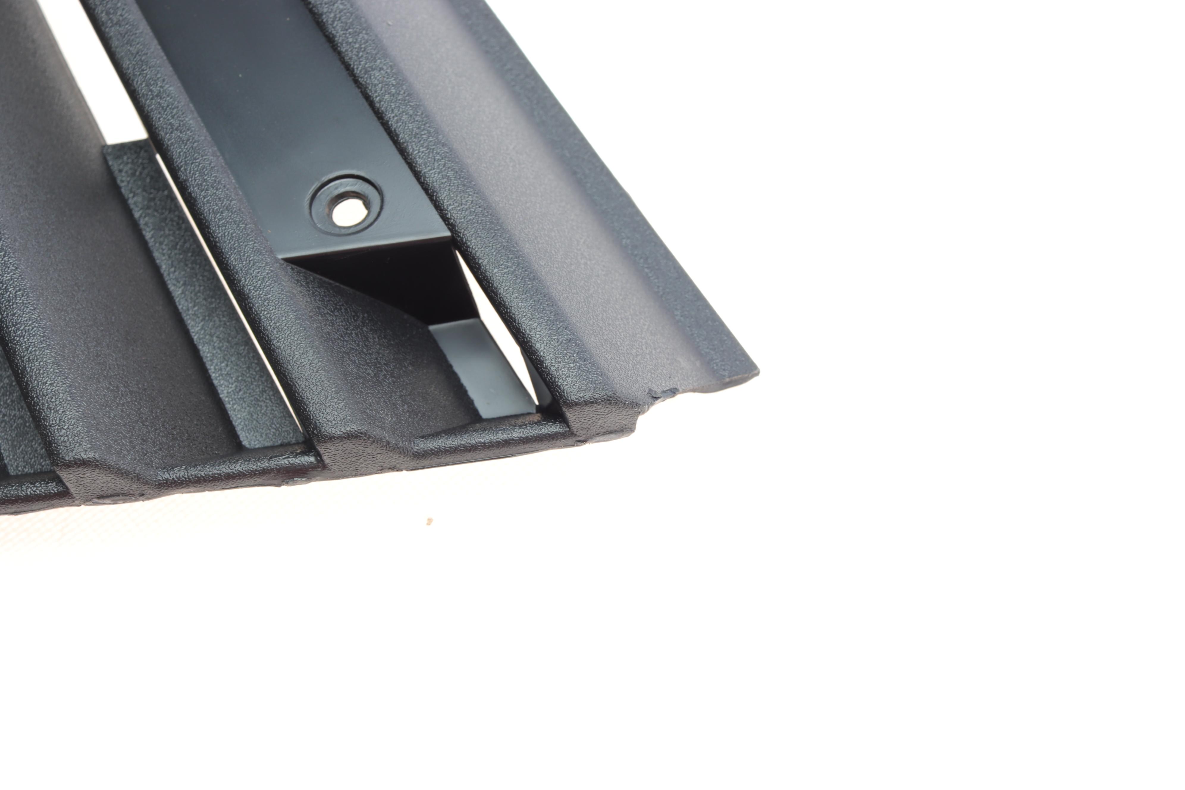 Решітка радіатора MB Sprinter 96-06 (незначне пошкодження)