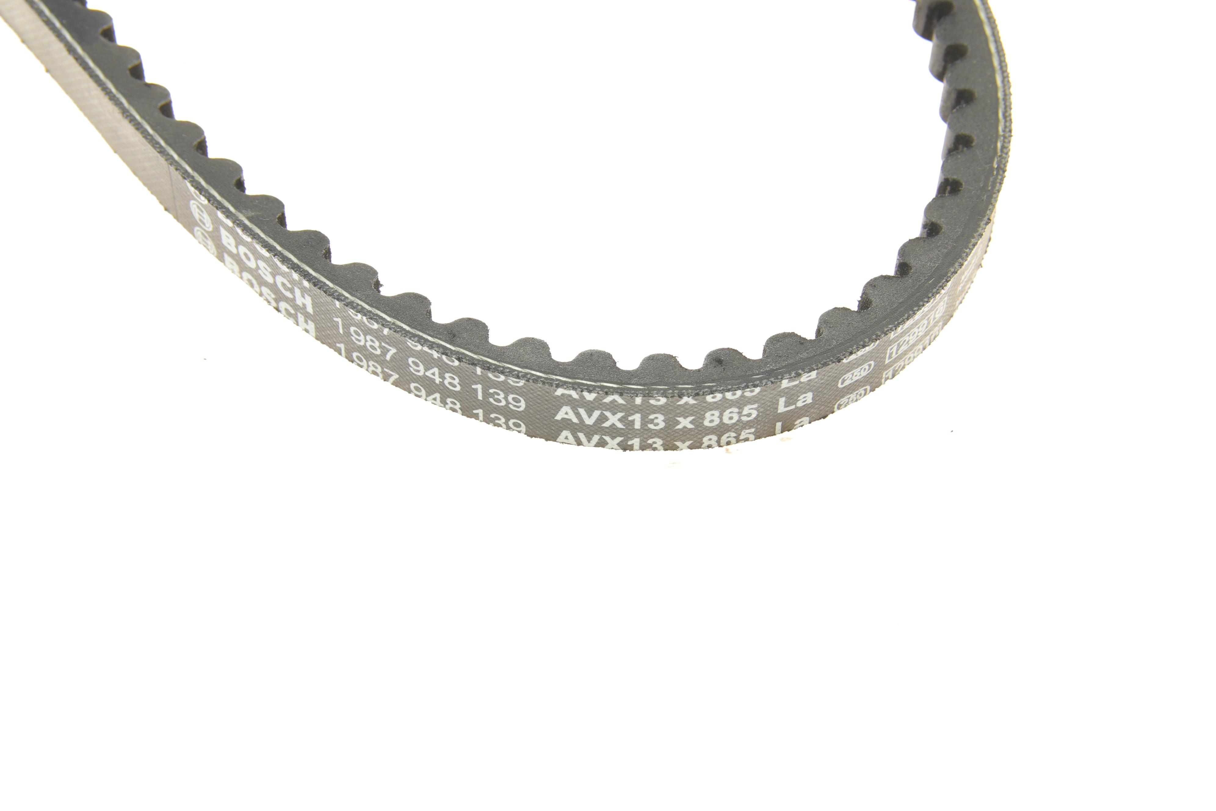 Ремінь генератора Toyota Land Cruiser 2.4 TD 84-93 (13x865)