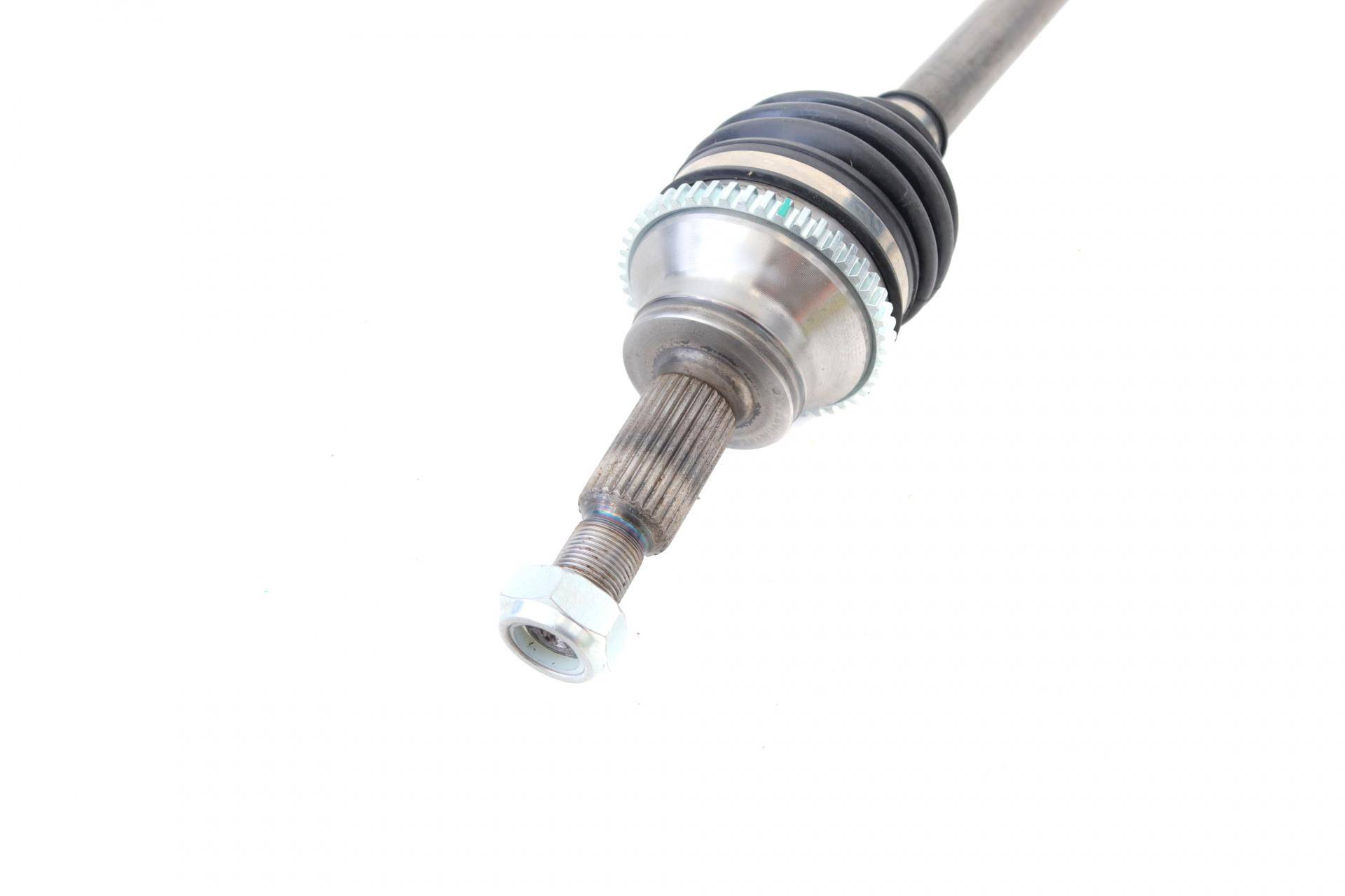 Піввісь (задня) Renault Duster 11- (25x21/824) (+ABS)