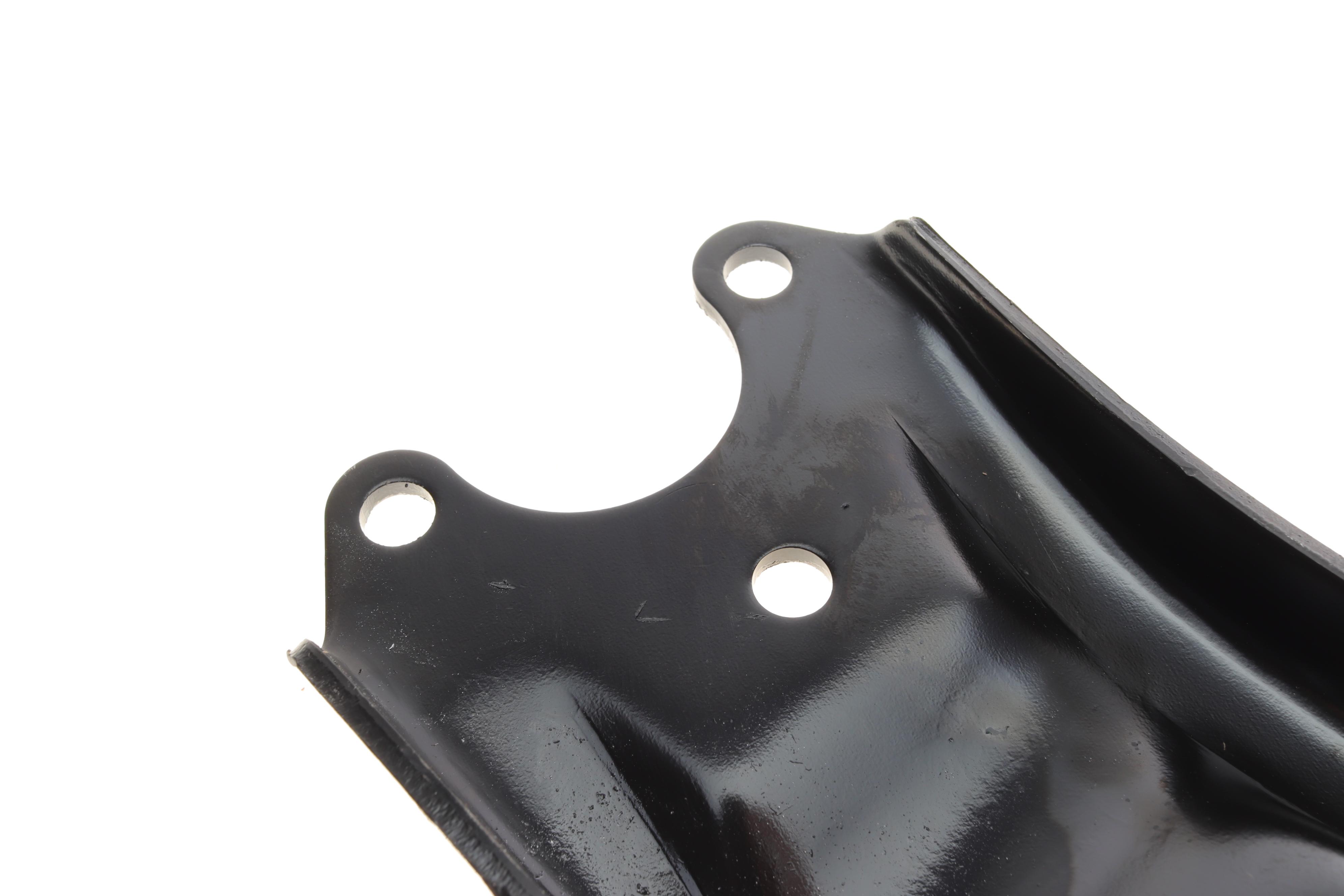 Важіль підвіски (передній/знизу) (L) VW Passat 05-14/Tiguan 07-18/CC 11-16