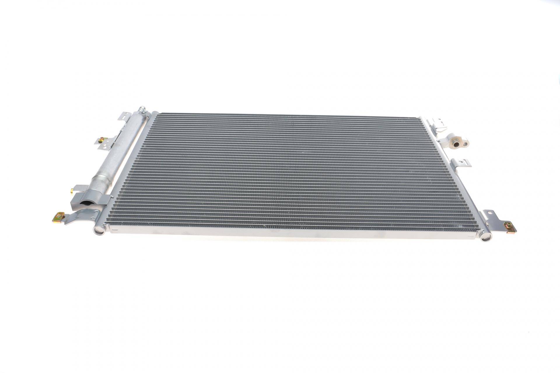 Радіатор кондиціонера Volvo XC70 II/XC90 I 2.4D-4.4 02-14