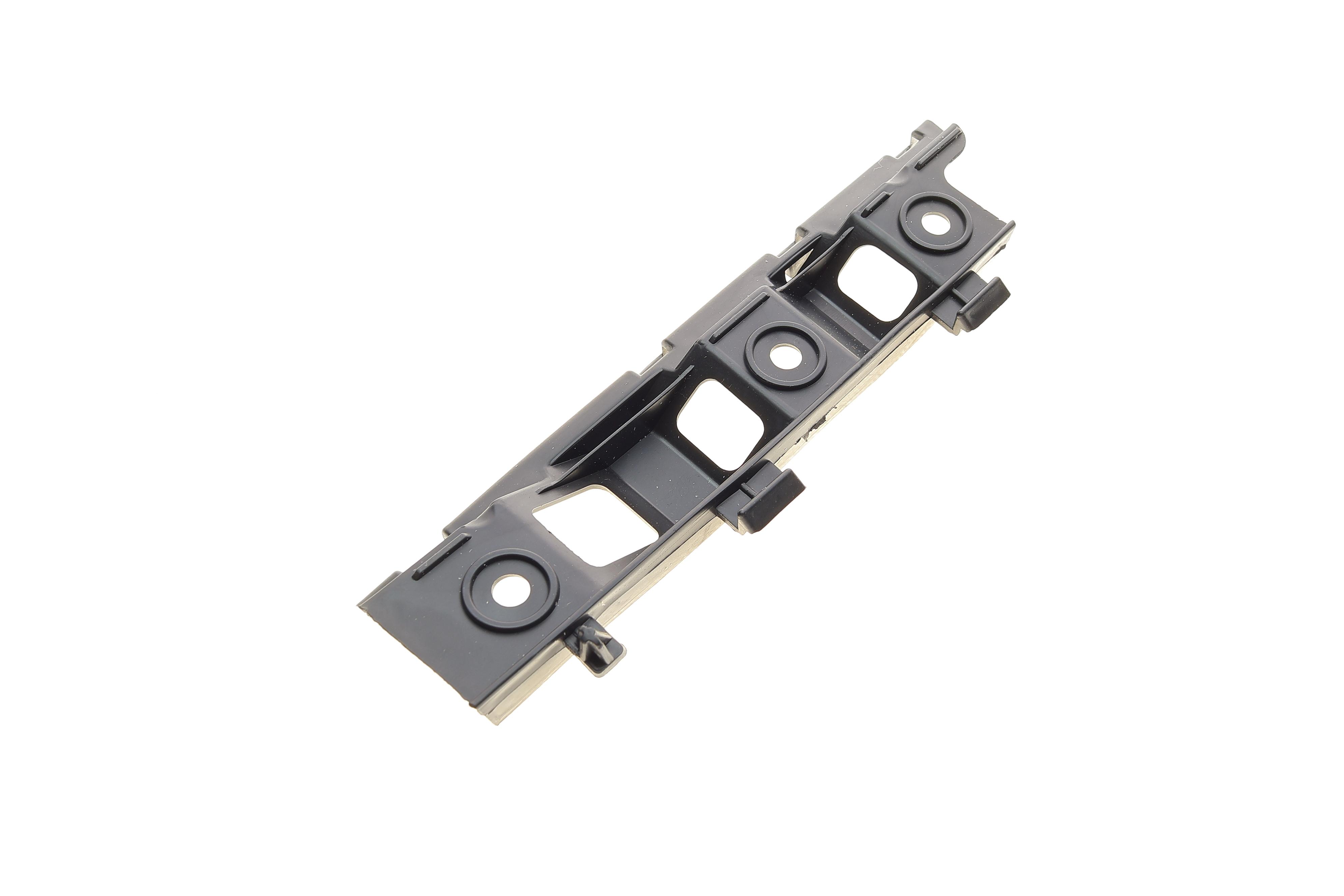 Кронштейн кріплення бампера (переднього/R) VW Passat 05-10