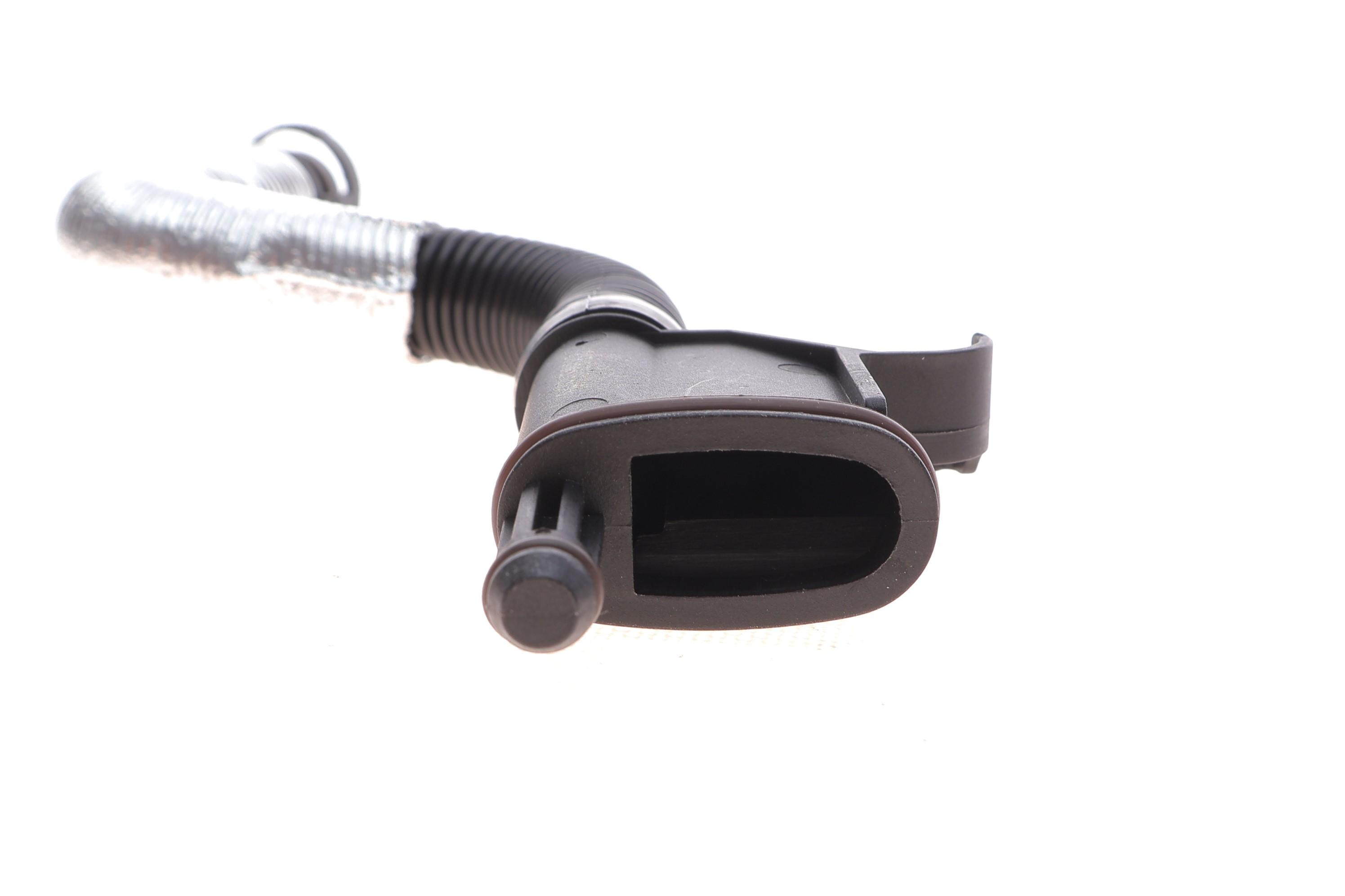 Патрубок вентиляції картера Audi A3/Q3/VW Passat B6/Tiguan 2.0TFSI 05-