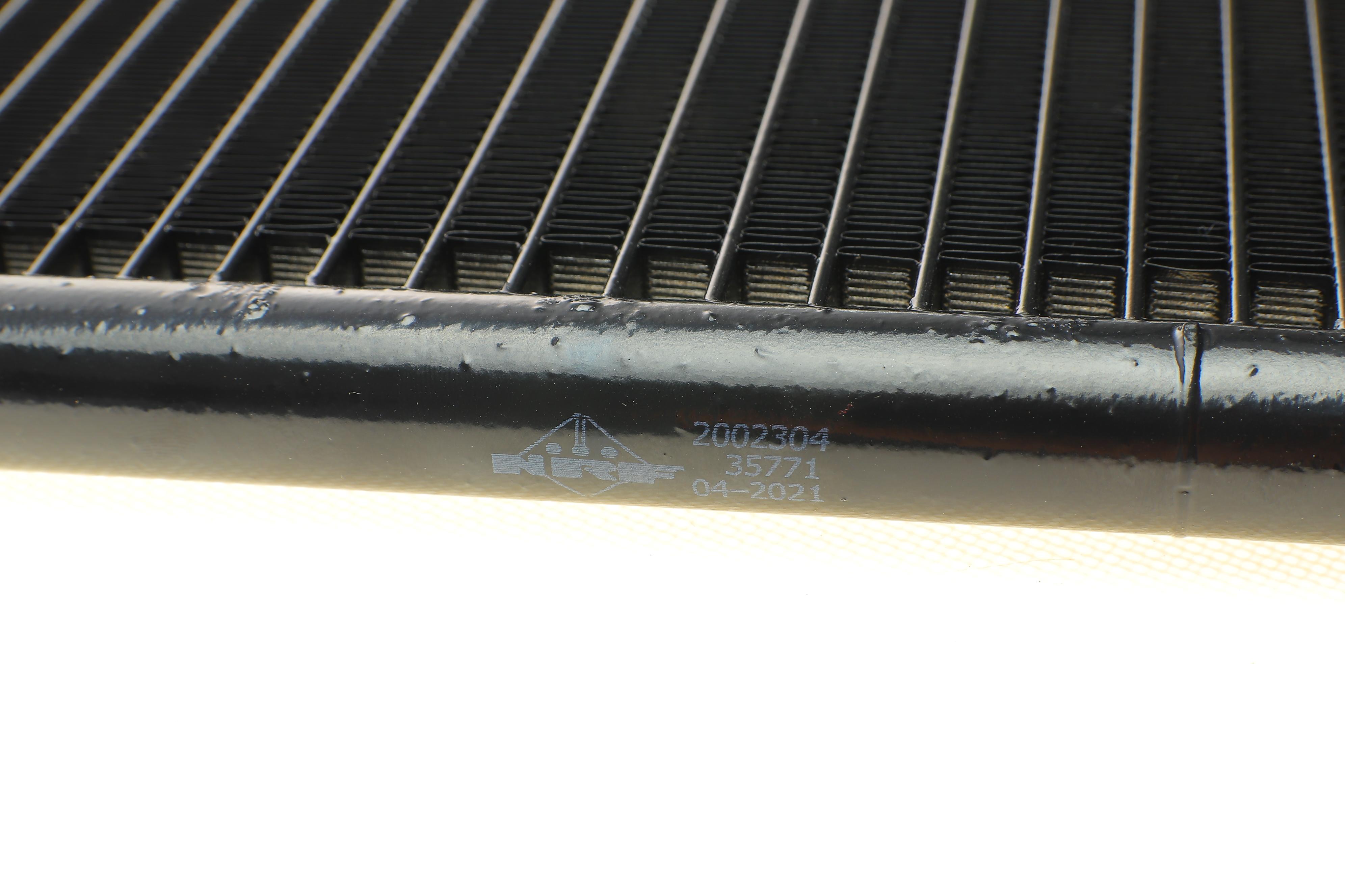 Радіатор кондиціонера Dacia Logan 1.4/1.6 16 V 04-