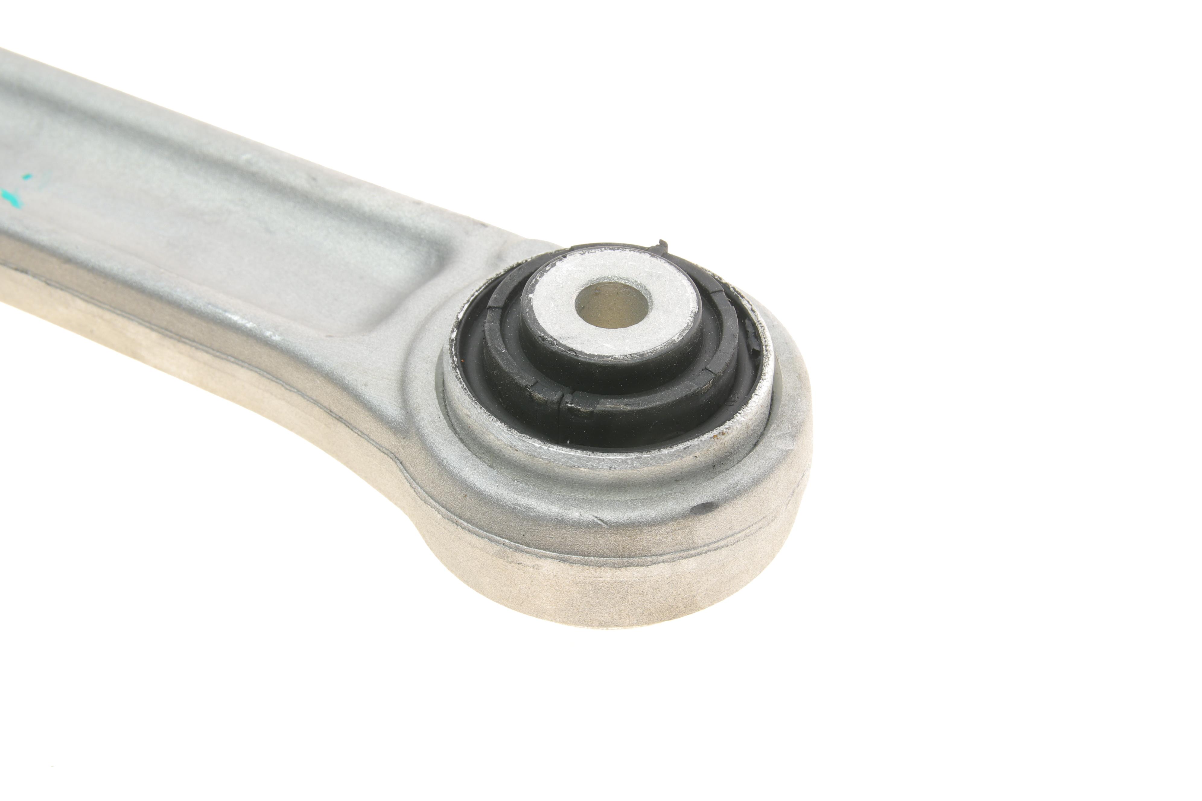 Важіль підвіски (передній/знизу/спереду) (L) Audi Q7/Q8/VW Touareg 15-